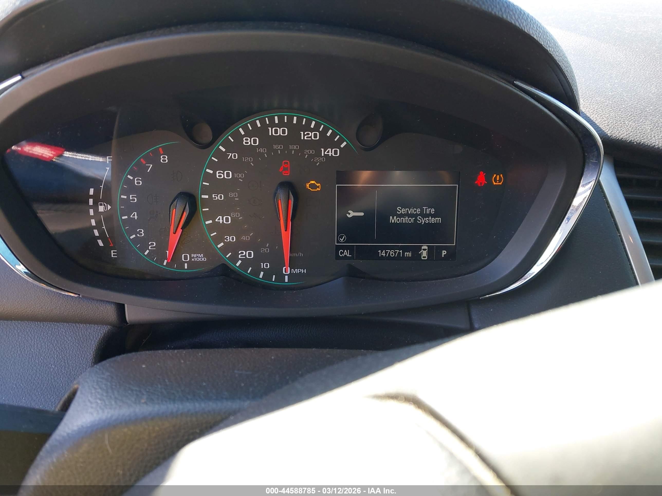 2017 Chevrolet Trax Ls Серебряный vin: KL7CJKSB4HB103620