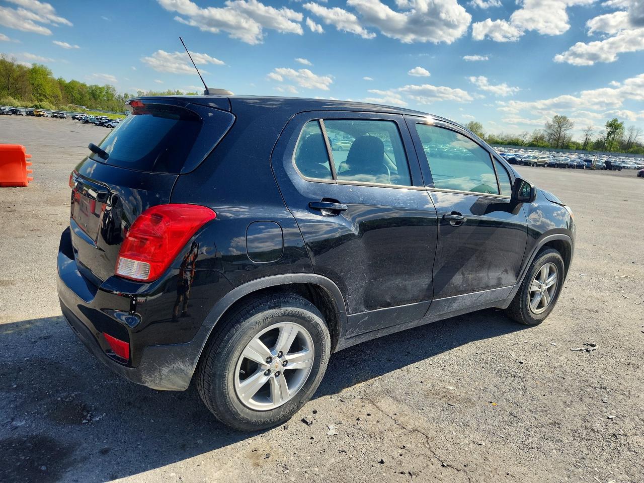 2020 Chevrolet Trax Ls Black vin: KL7CJKSB4LB085161