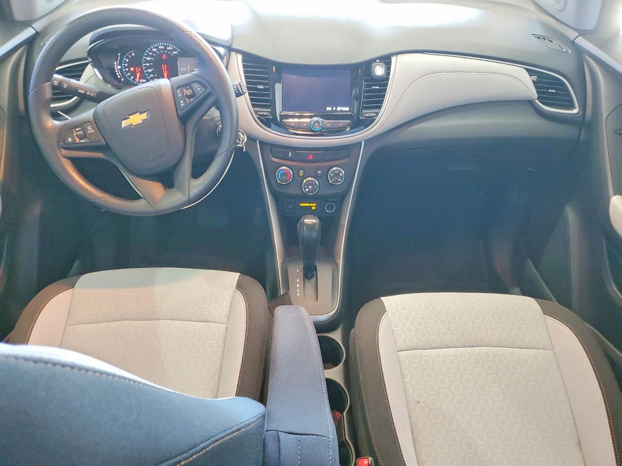 2020 Chevrolet Trax Ls Red vin: KL7CJKSB4LB334431