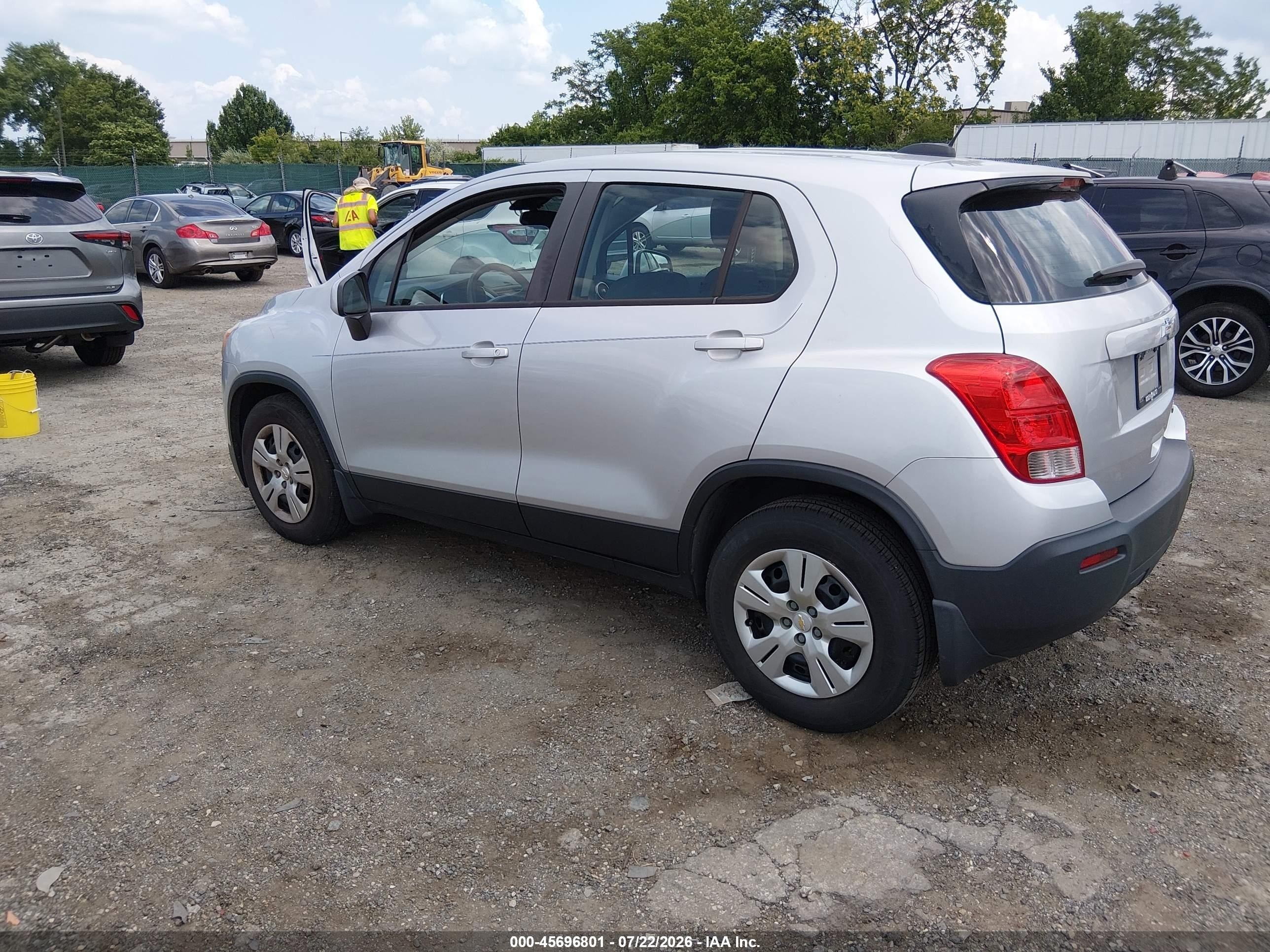2015 Chevrolet Trax 1ls Серебряный vin: KL7CJKSB5FB071953