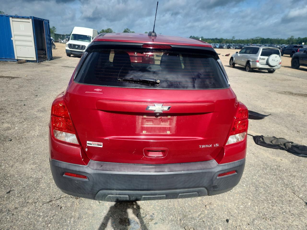 2015 Chevrolet Trax Ls Burgundy vin: KL7CJKSB6FB093220