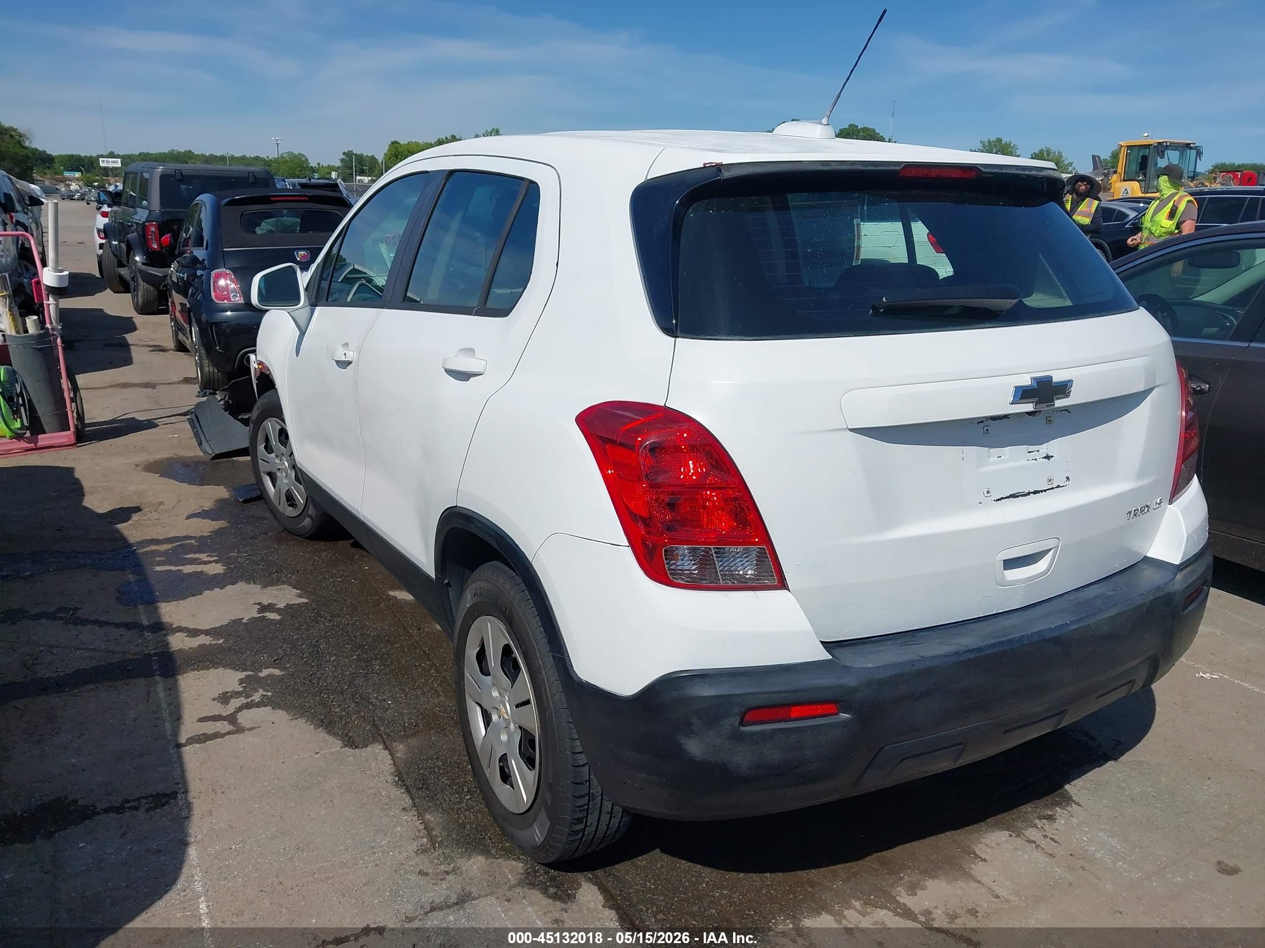 2015 Chevrolet Trax 1ls White vin: KL7CJKSB6FB262233