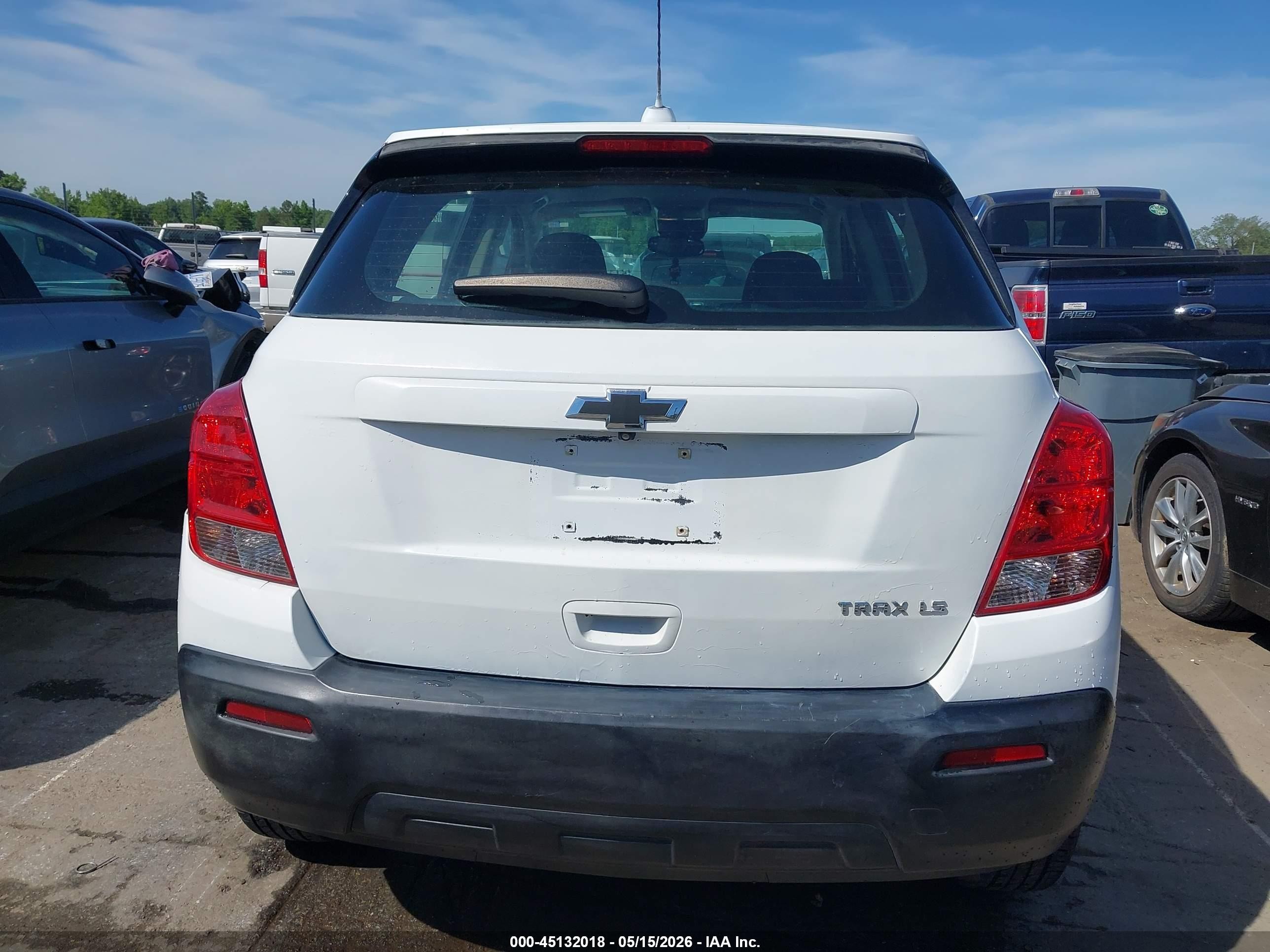 2015 Chevrolet Trax 1ls White vin: KL7CJKSB6FB262233