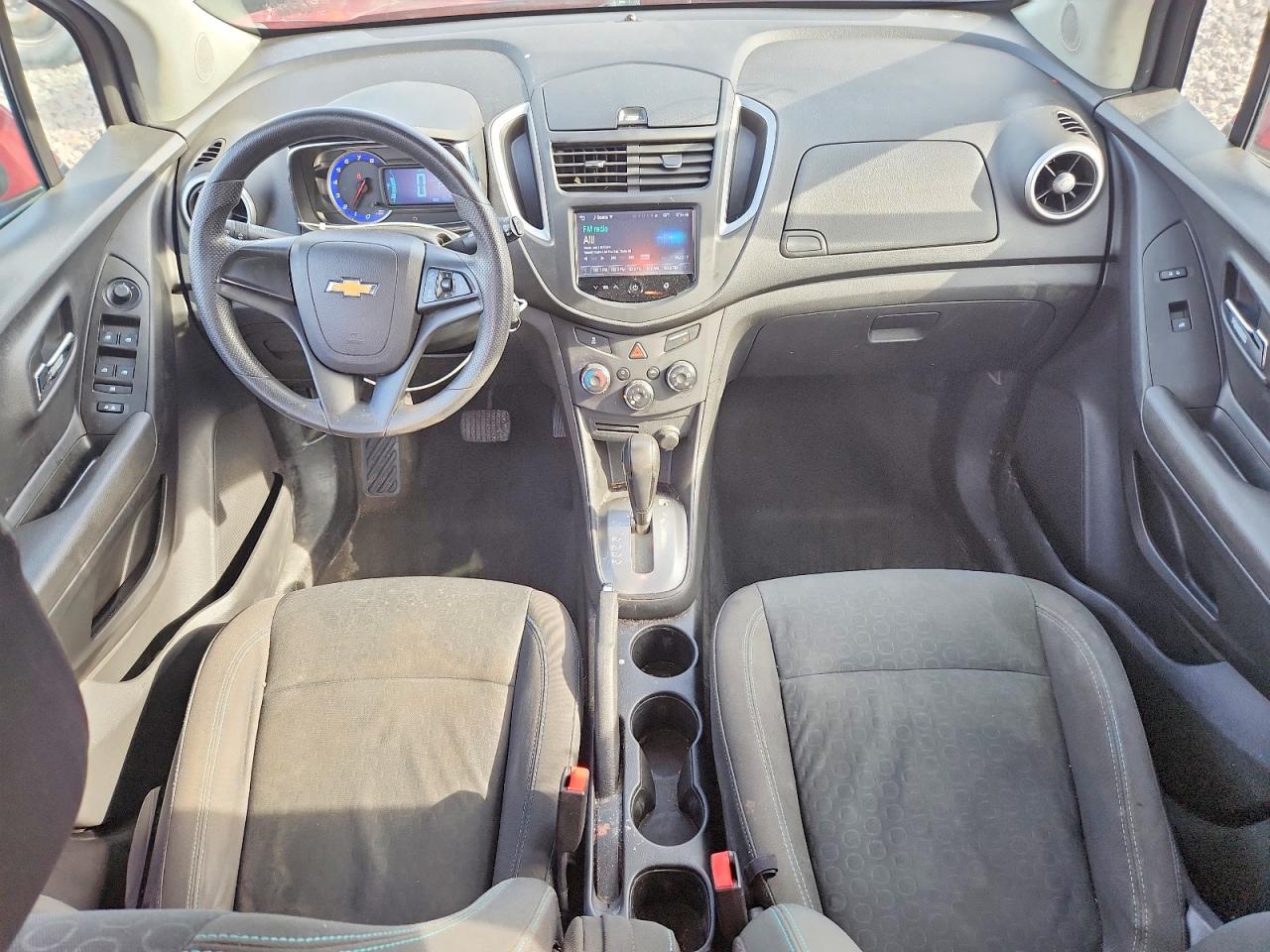 2015 Chevrolet Trax Ls Red vin: KL7CJKSB7FB059738