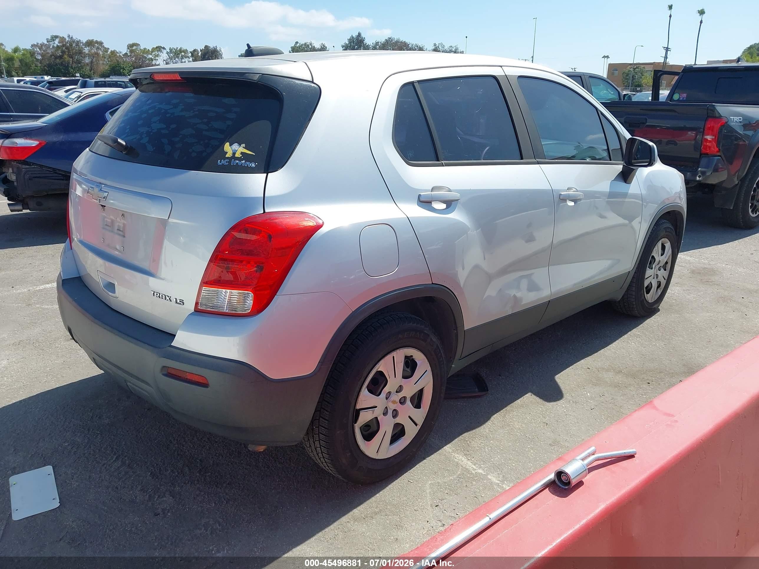 2015 Chevrolet Trax 1ls Серебряный vin: KL7CJKSBXFB207476
