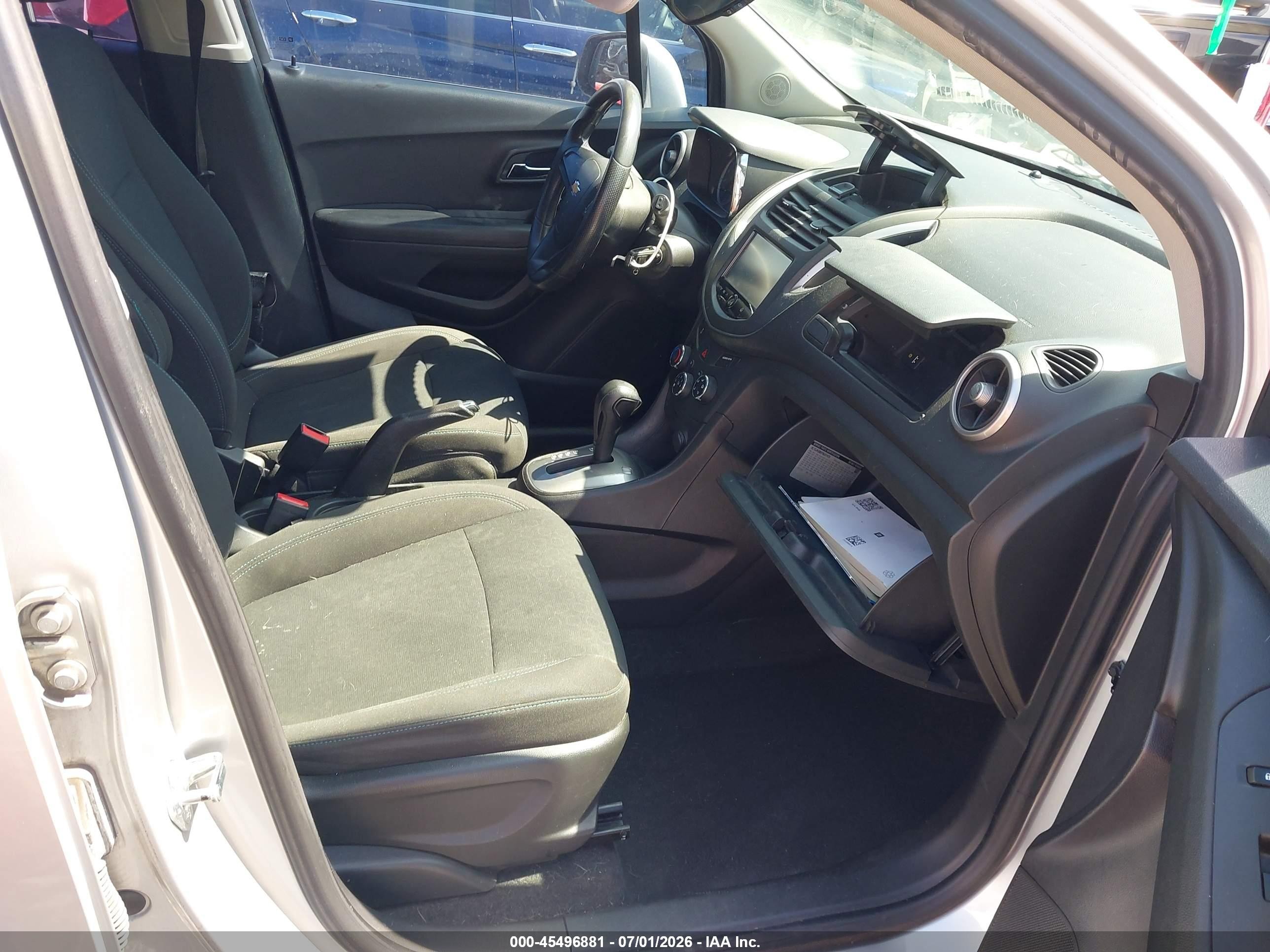 2015 Chevrolet Trax 1ls Серебряный vin: KL7CJKSBXFB207476