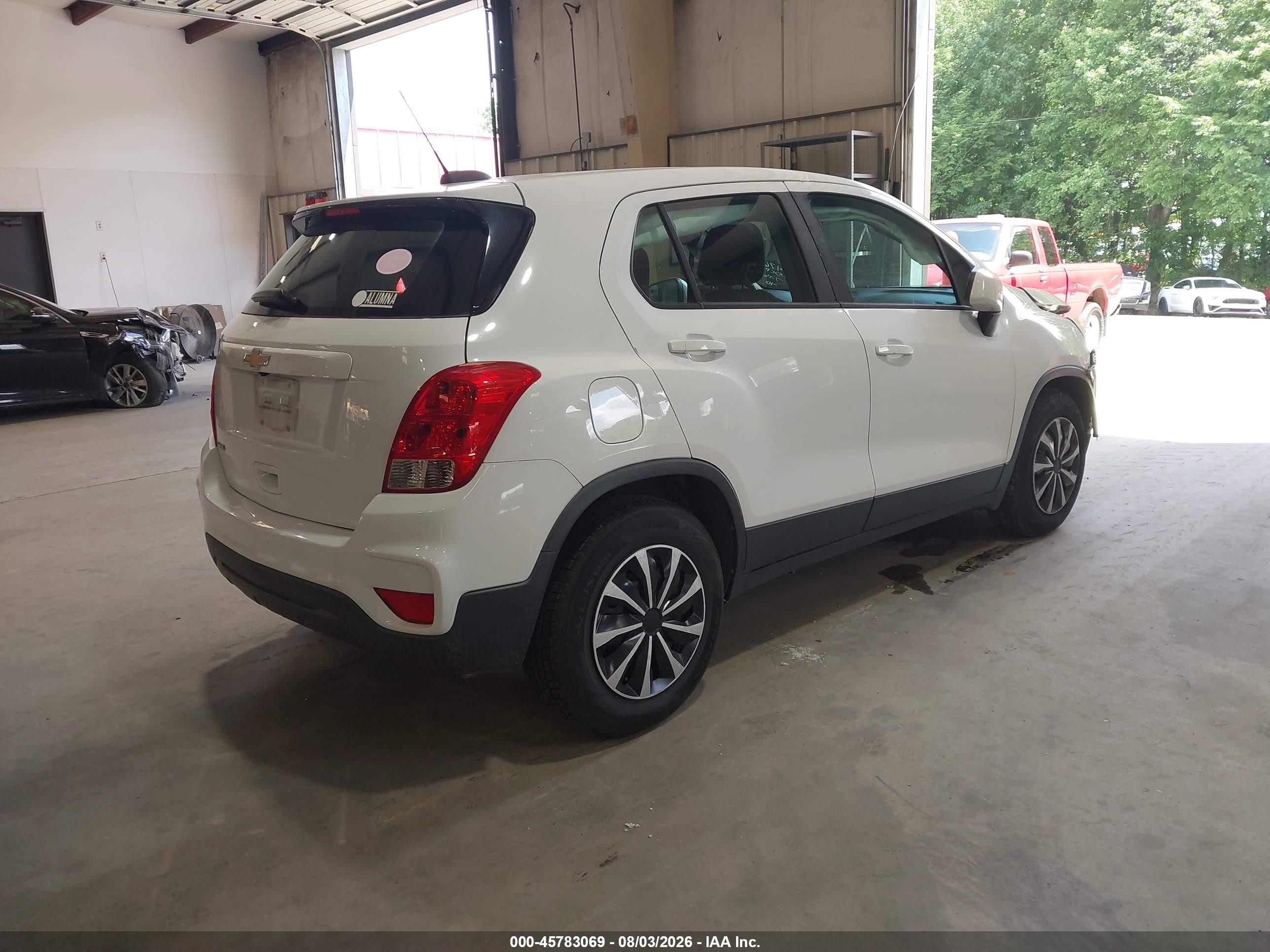 2017 Chevrolet Trax Ls Белый vin: KL7CJKSBXHB201924