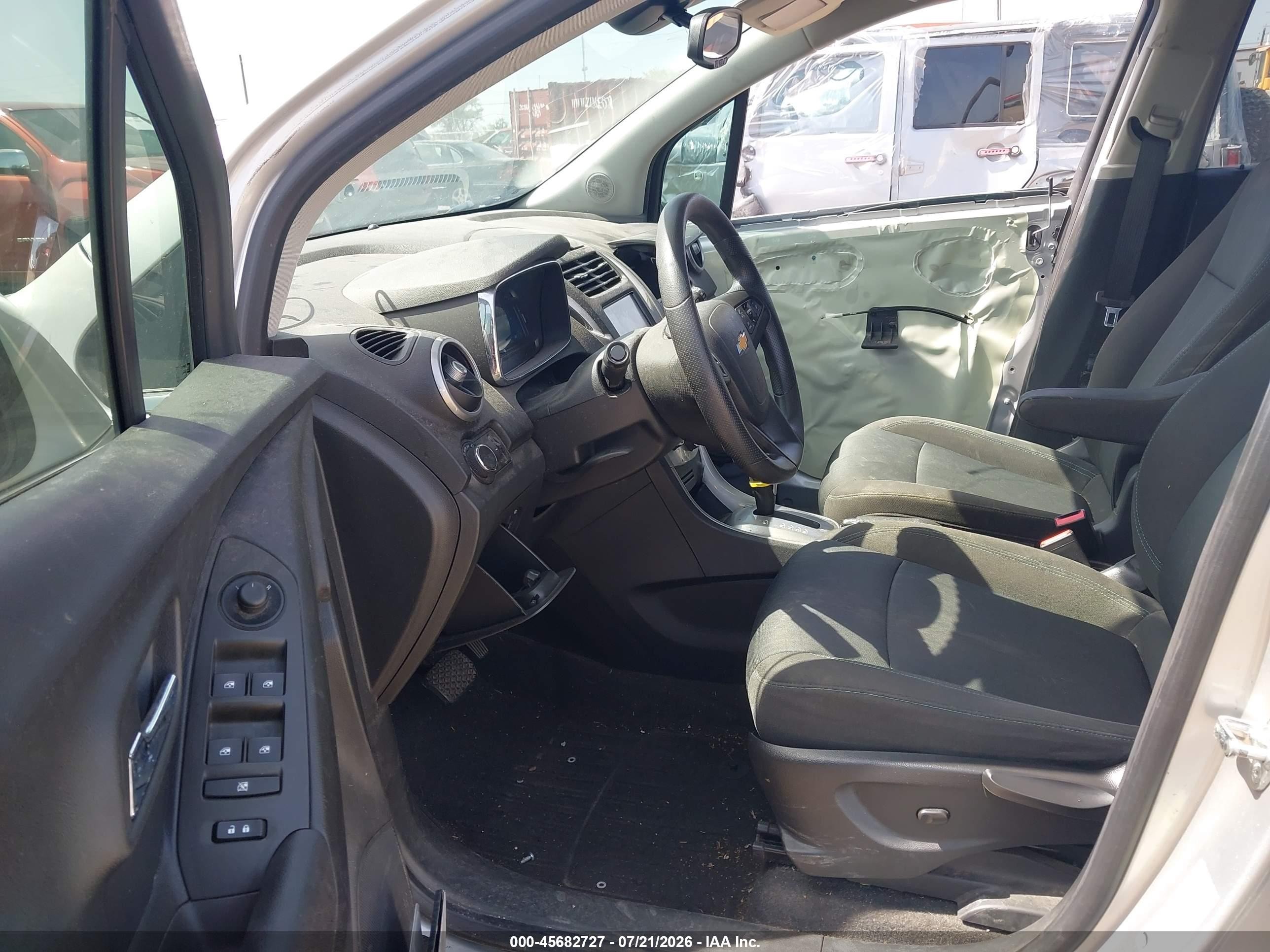 2015 Chevrolet Trax Lt Серебряный vin: KL7CJLSB0FB122328