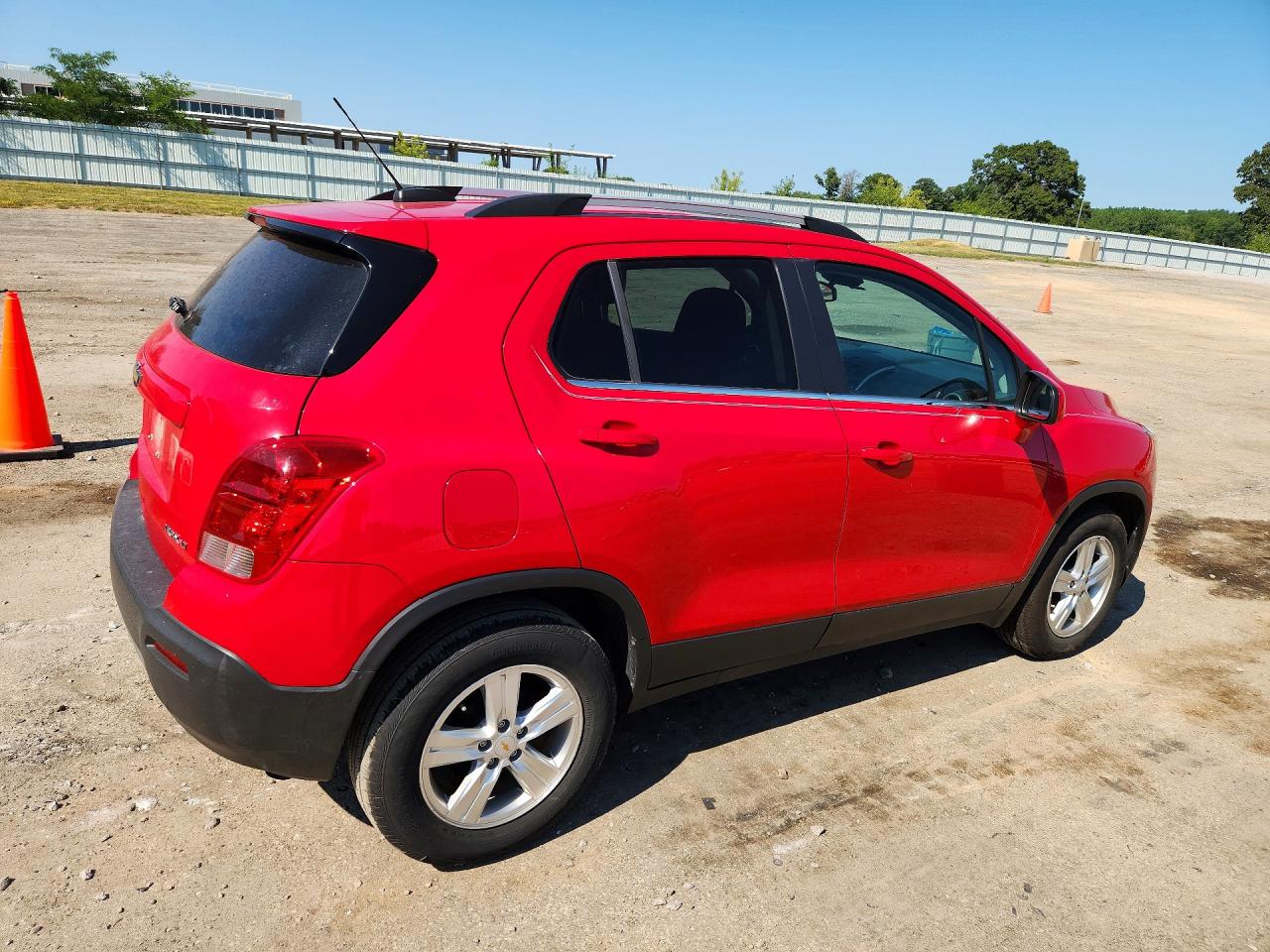 2015 Chevrolet Trax 1lt Red vin: KL7CJLSB0FB224647