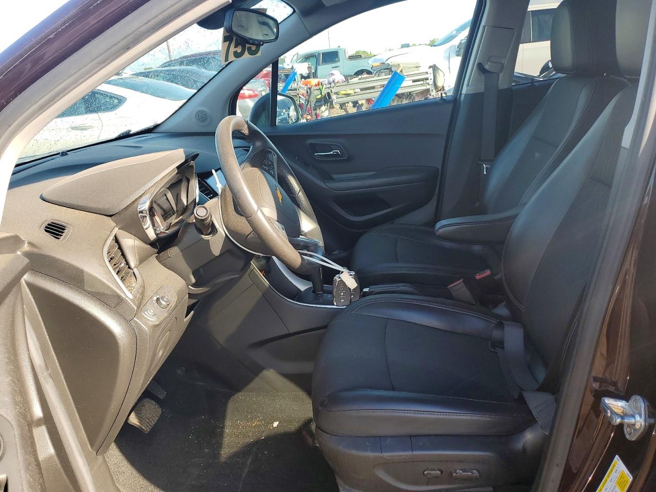 2020 Chevrolet Trax 1lt Burgundy vin: KL7CJLSB0LB341415