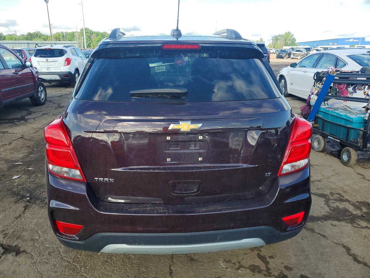 2020 Chevrolet Trax 1lt Burgundy vin: KL7CJLSB0LB341415
