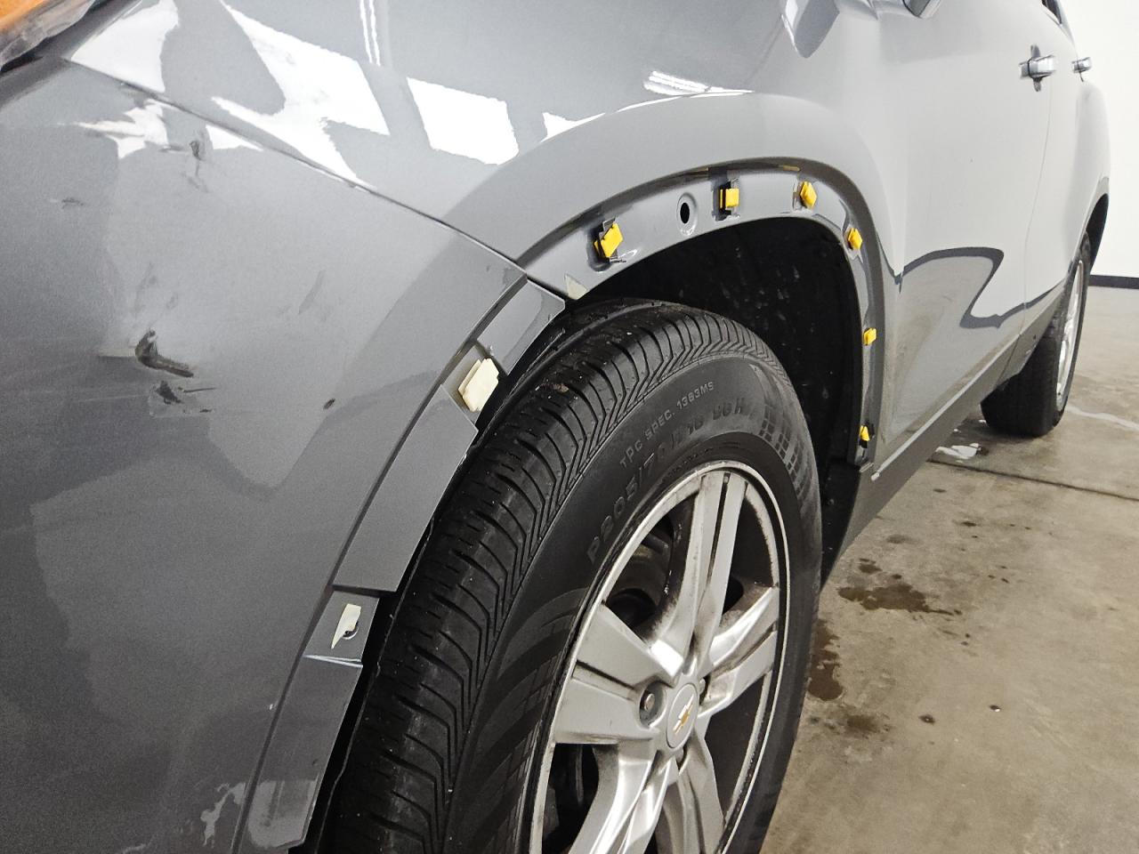 2019 Chevrolet Trax 1lt Gray vin: KL7CJLSB1KB748805 Damage: Left Fender Flare, Missing, Replacement Required