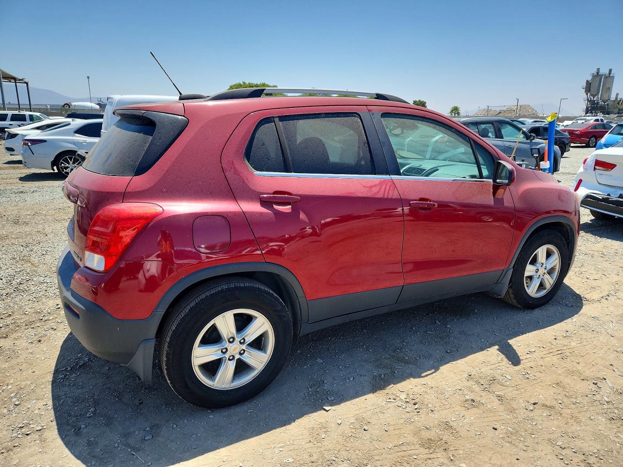 2015 Chevrolet Trax 1lt Red vin: KL7CJLSB2FB112612
