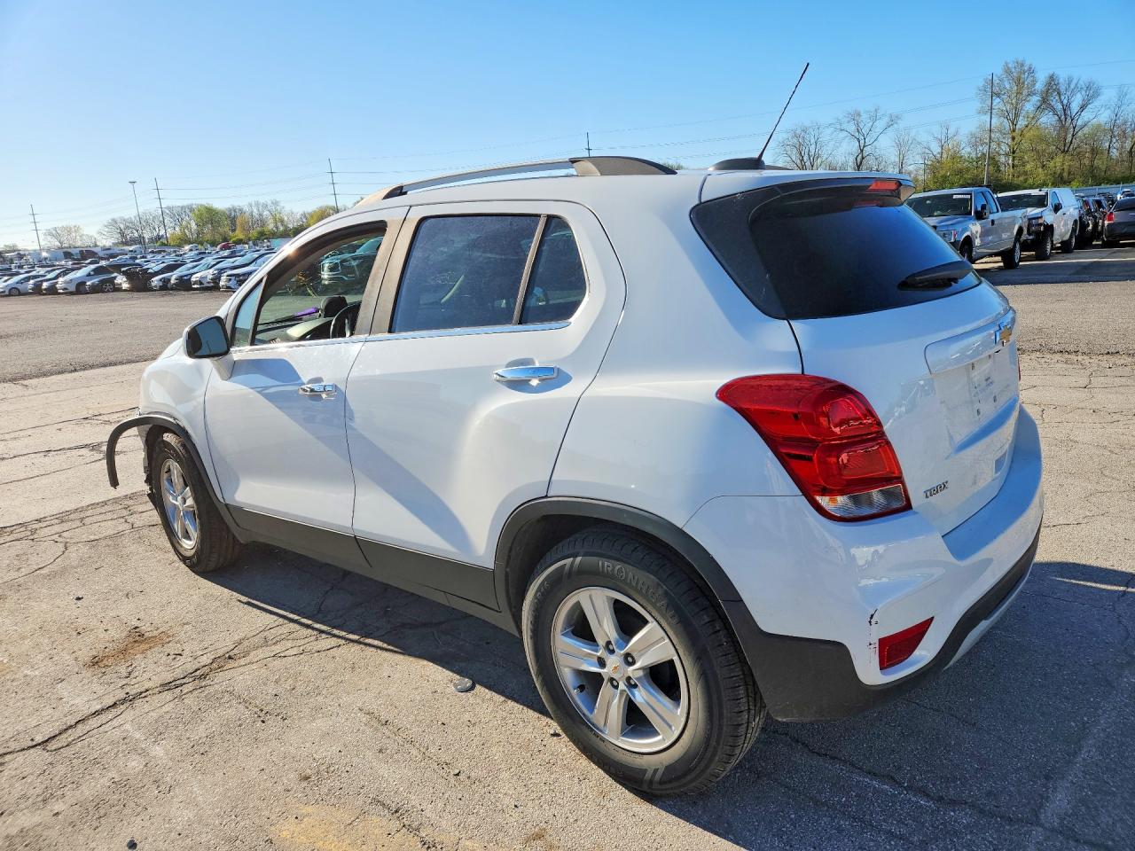 2018 Chevrolet Trax 1lt White vin: KL7CJLSB2JB545596