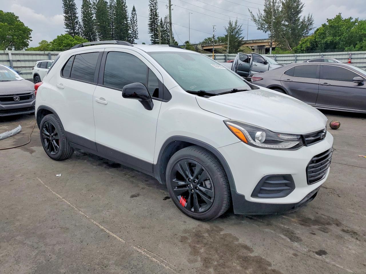 2020 Chevrolet Trax 1lt White vin: KL7CJLSB4LB315027