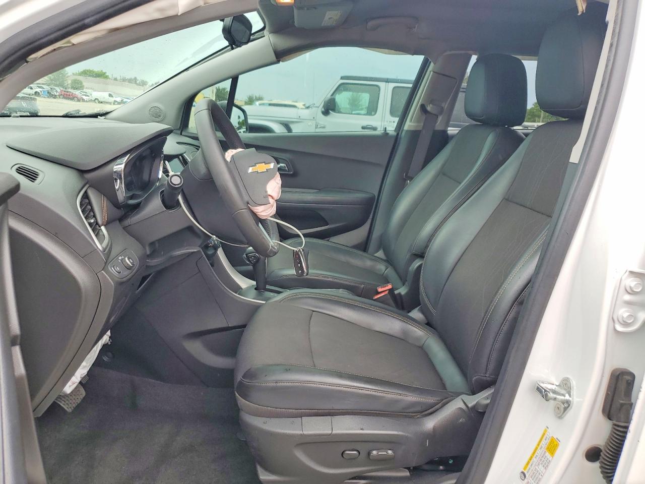 2020 Chevrolet Trax 1lt White vin: KL7CJLSB4LB315027