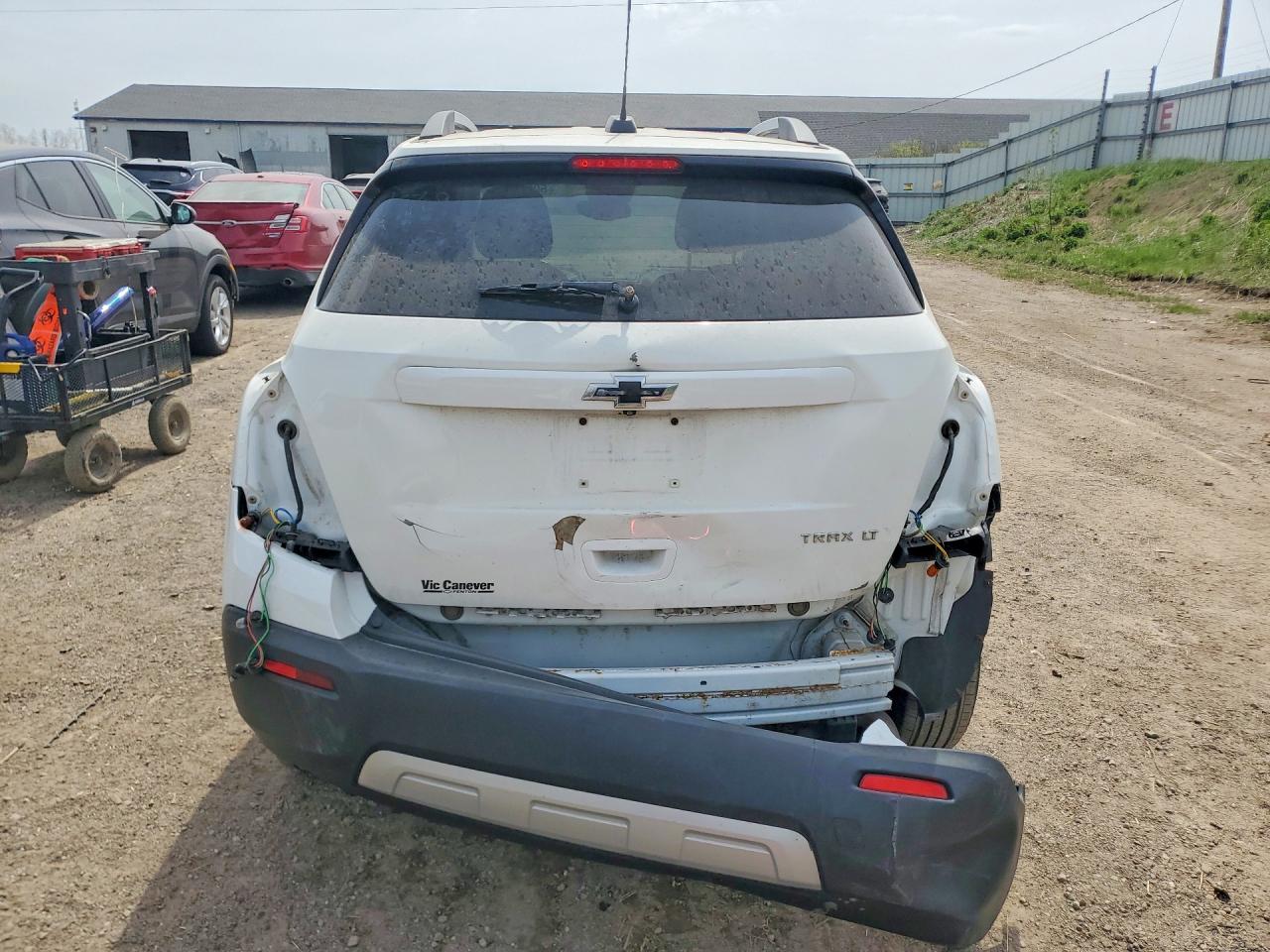 2015 Chevrolet Trax 1lt White vin: KL7CJLSB5FB080741