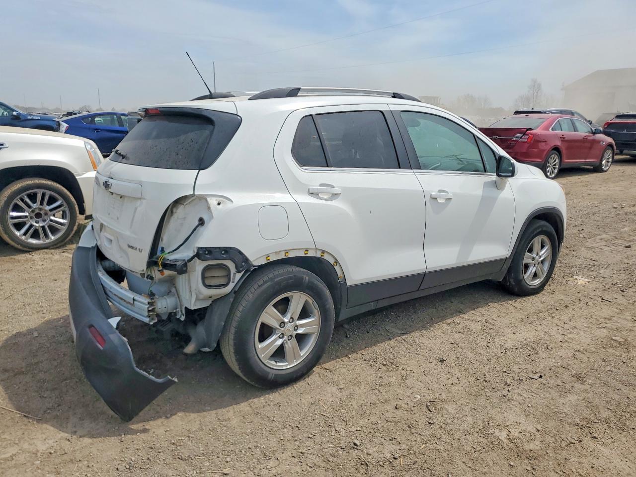 2015 Chevrolet Trax 1lt White vin: KL7CJLSB5FB080741
