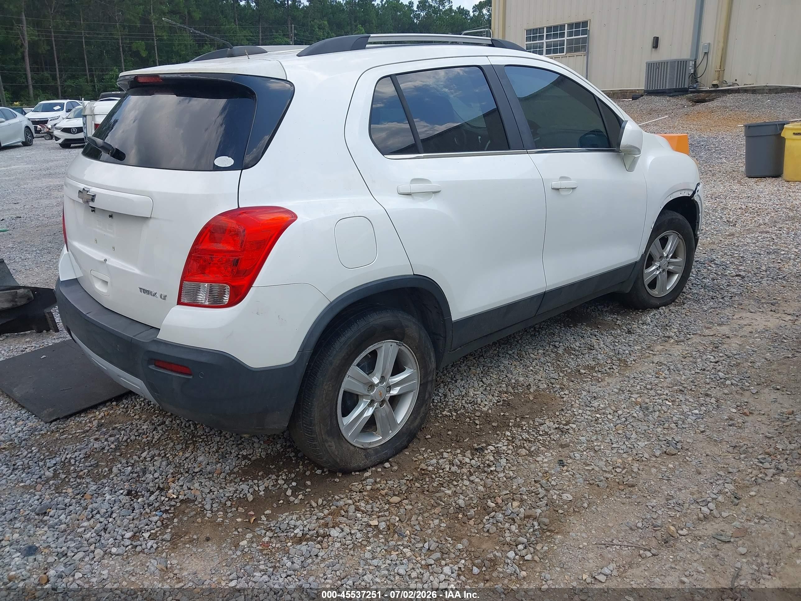 2015 Chevrolet Trax Lt White vin: KL7CJLSB5FB116900