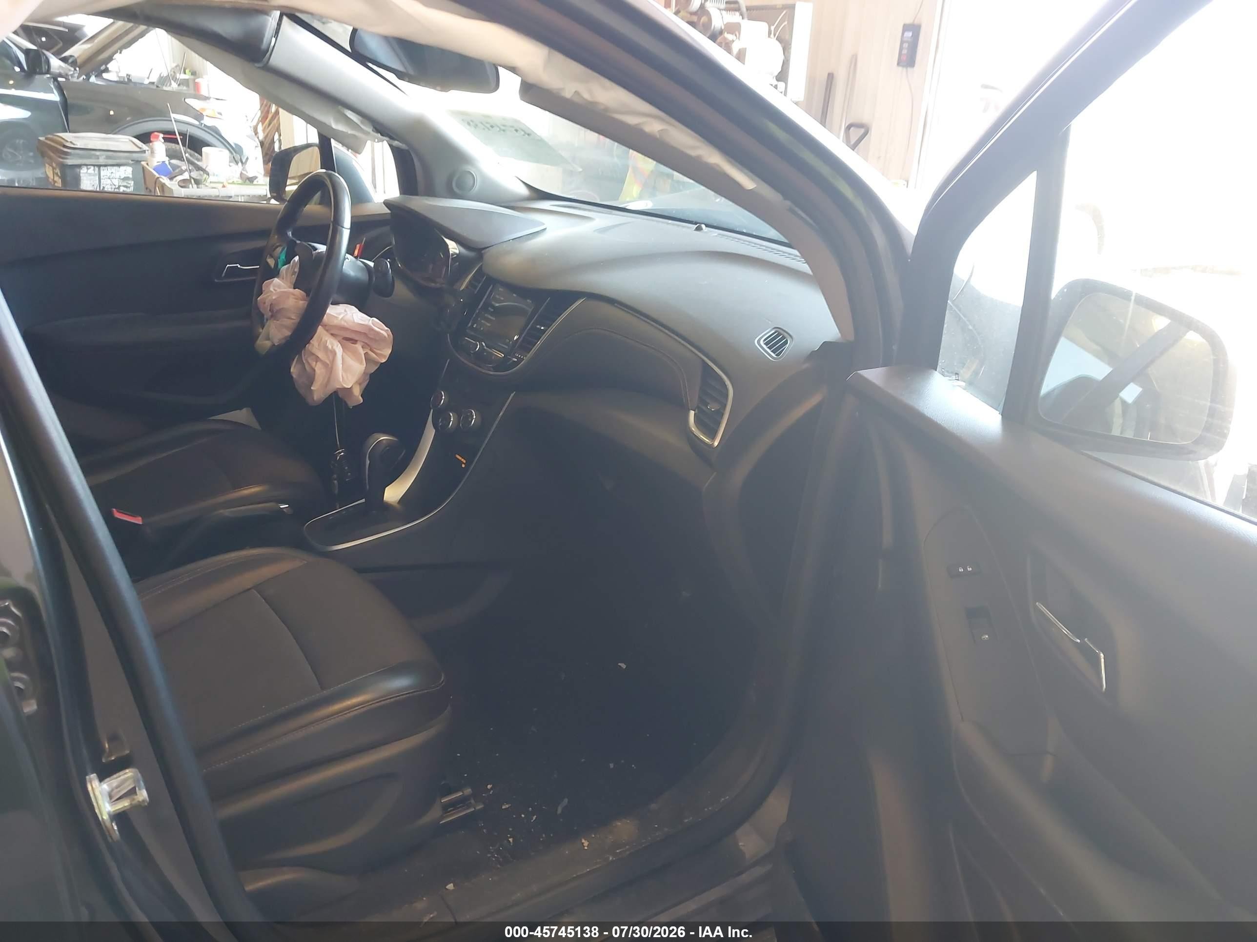 2018 Chevrolet Trax Lt Gray vin: KL7CJLSB5JB599474