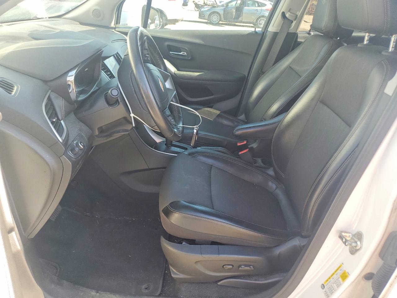 2021 Chevrolet Trax 1lt White vin: KL7CJLSB5MB354890