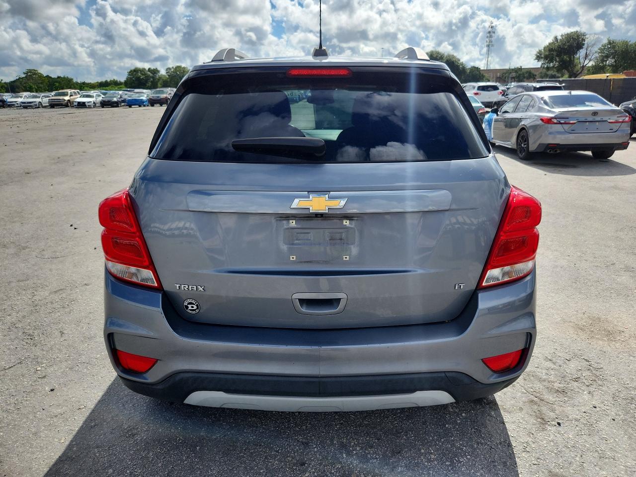 2019 Chevrolet Trax 1lt Gray vin: KL7CJLSB6KB764305