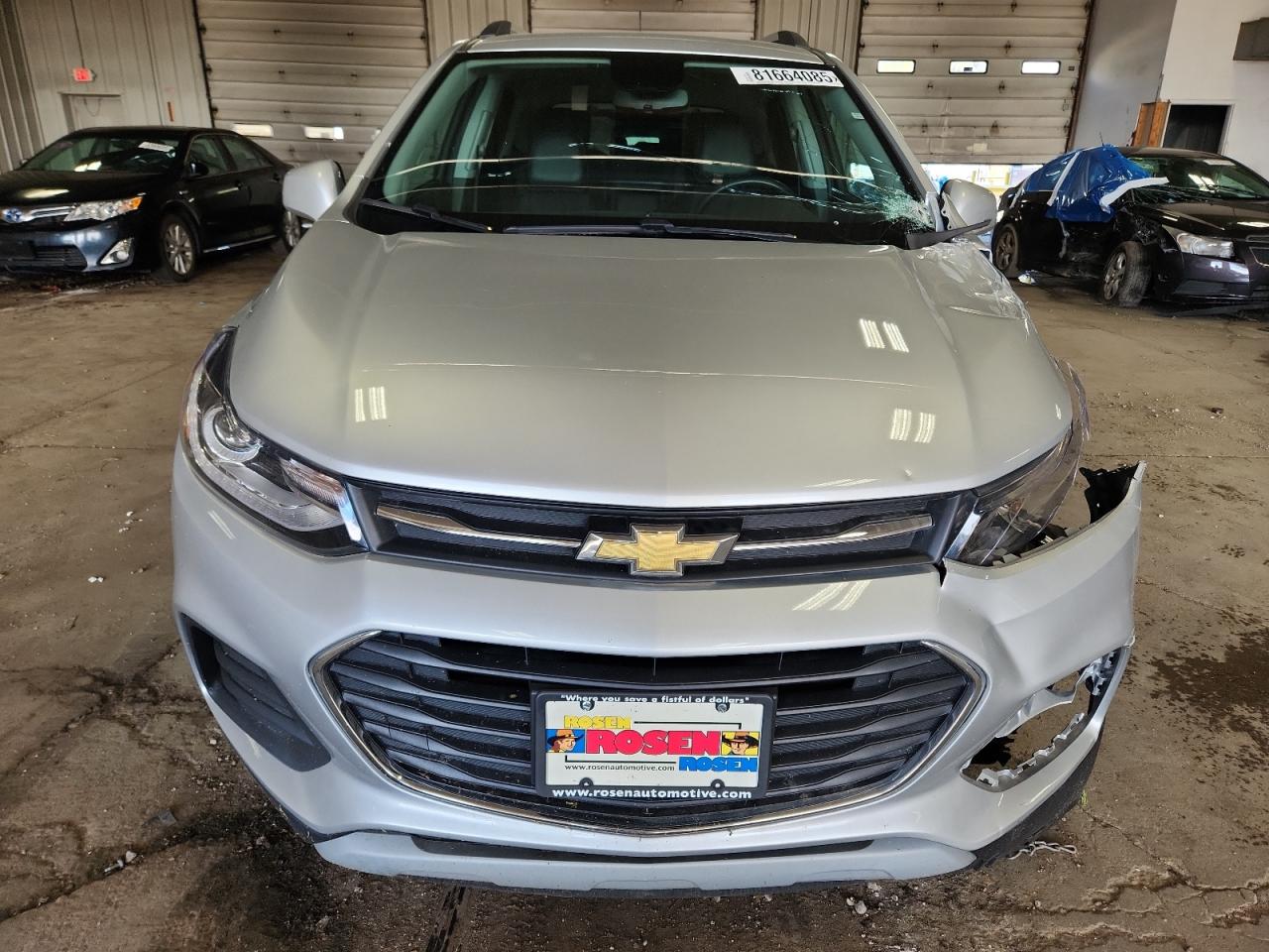 2019 Chevrolet Trax 1lt Silver vin: KL7CJLSB6KB960325