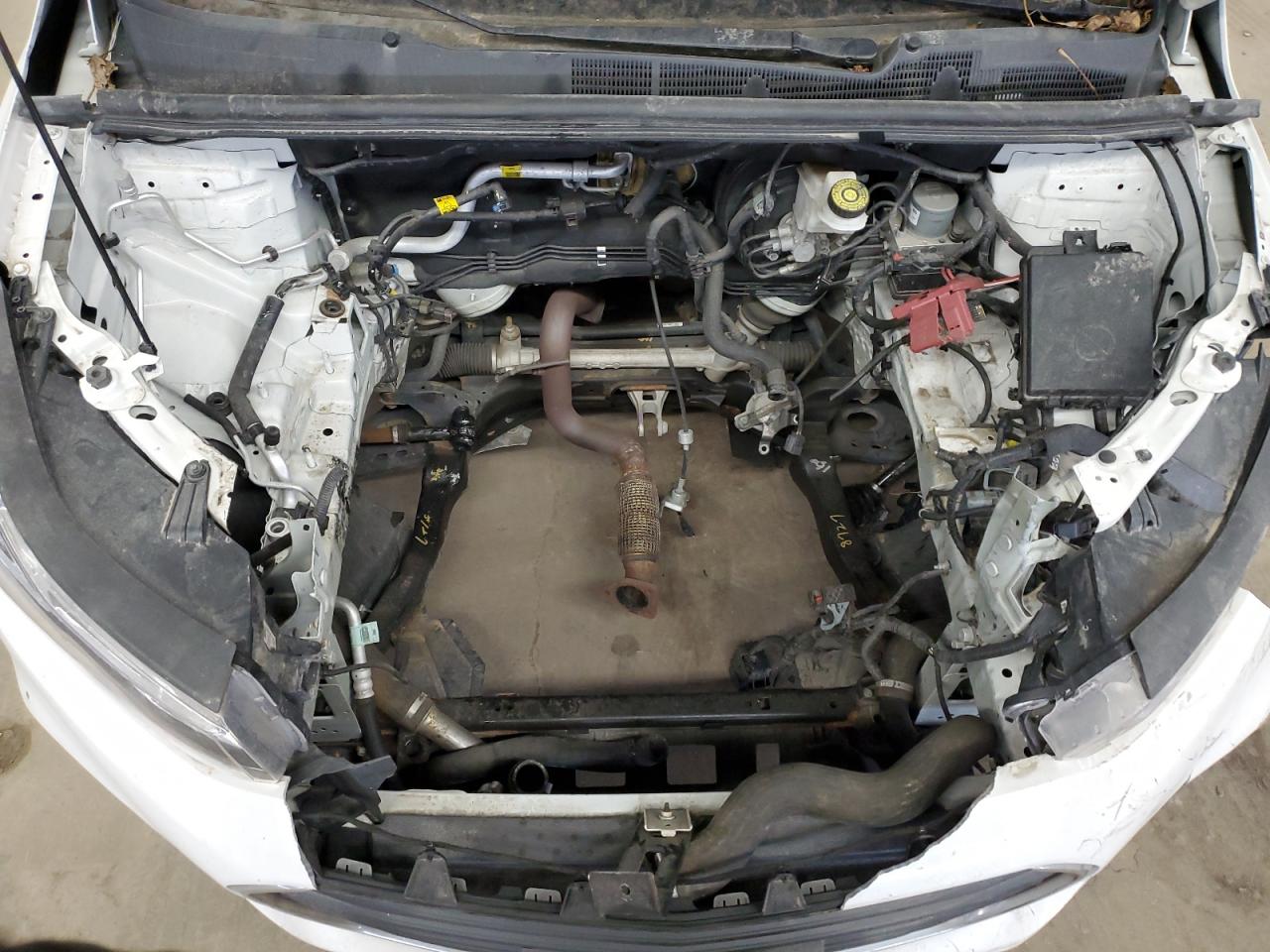 2021 Chevrolet Trax 1lt White vin: KL7CJLSB6MB327925 Damage: Engine, Missing, Replacement Required