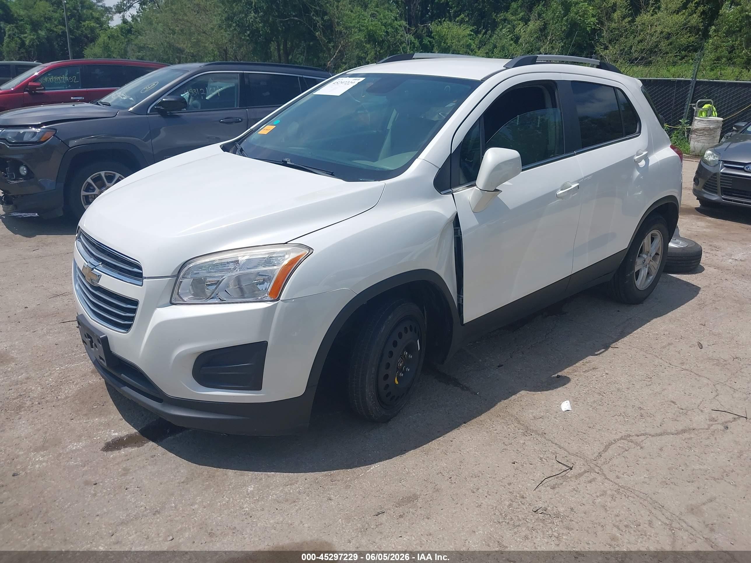 2015 Chevrolet Trax Lt White vin: KL7CJLSB8FB230048