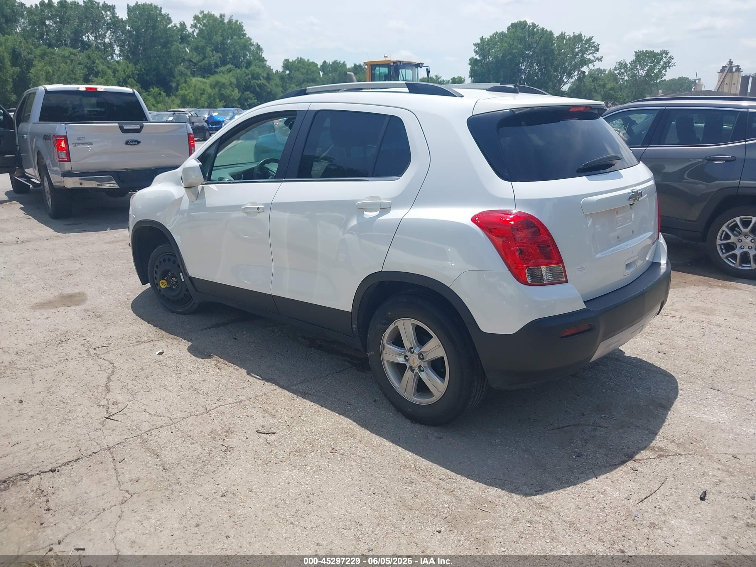 2015 Chevrolet Trax Lt White vin: KL7CJLSB8FB230048