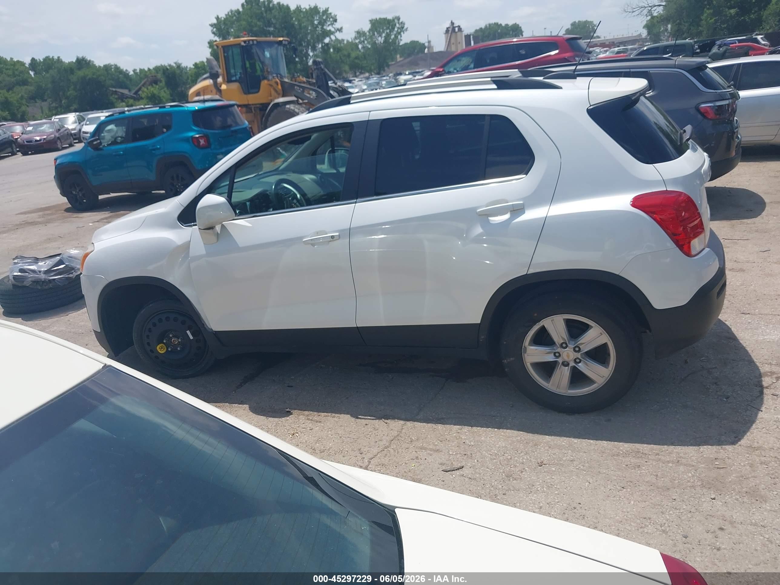2015 Chevrolet Trax Lt White vin: KL7CJLSB8FB230048