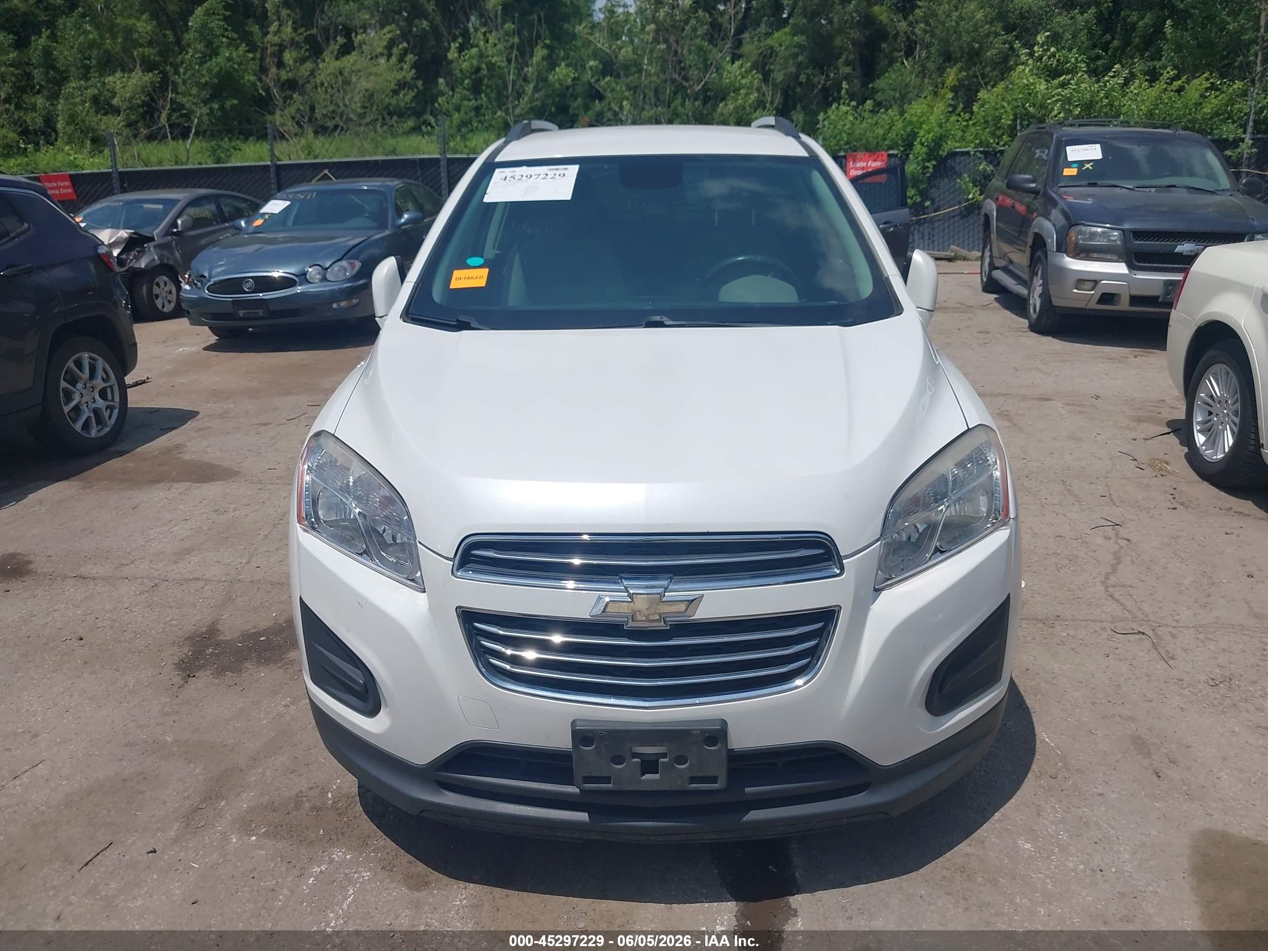 2015 Chevrolet Trax Lt White vin: KL7CJLSB8FB230048
