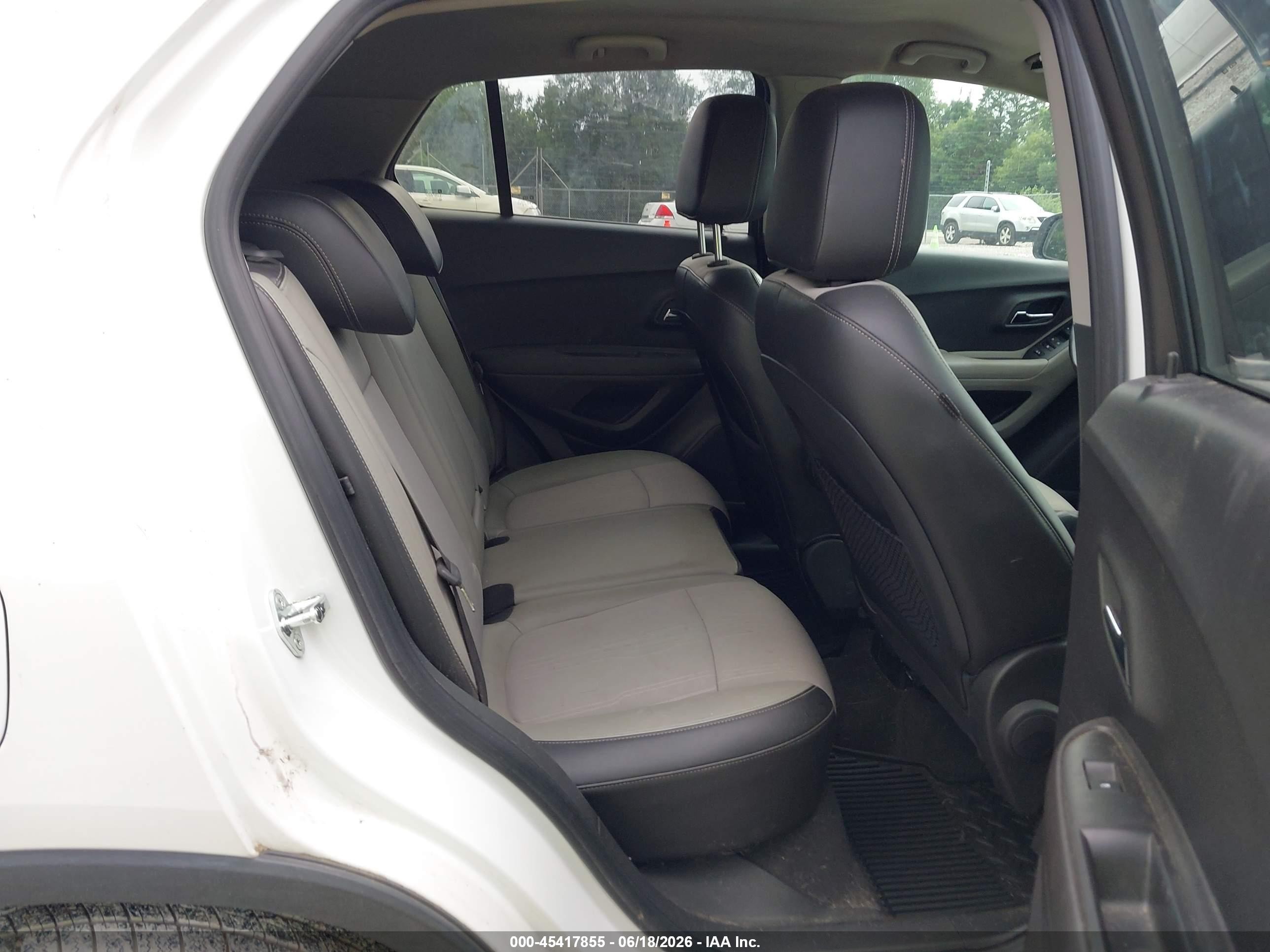 2015 Chevrolet Trax Lt White vin: KL7CJLSB8FB254236