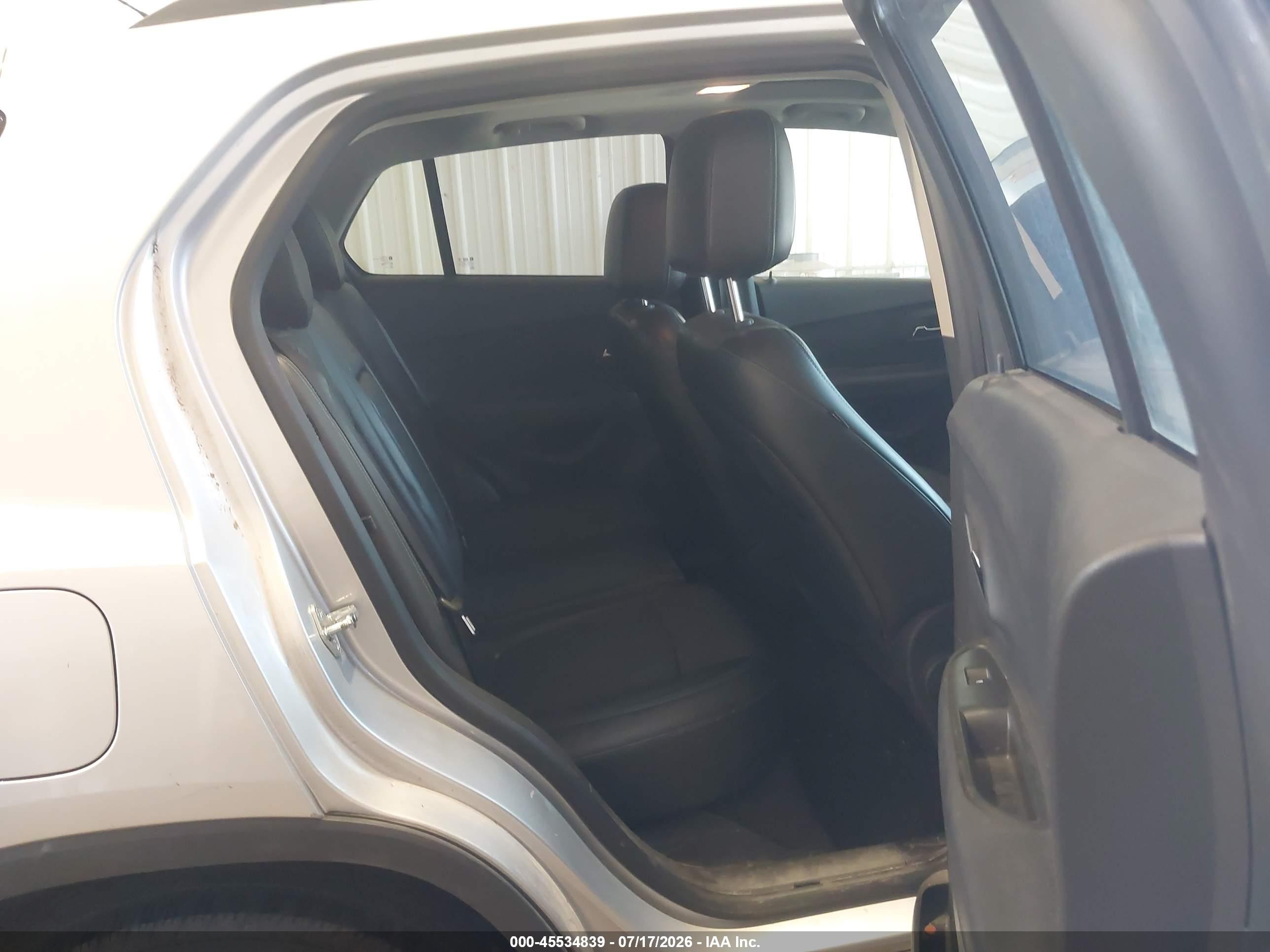 2015 Chevrolet Trax Lt Silver vin: KL7CJLSB9FB143811