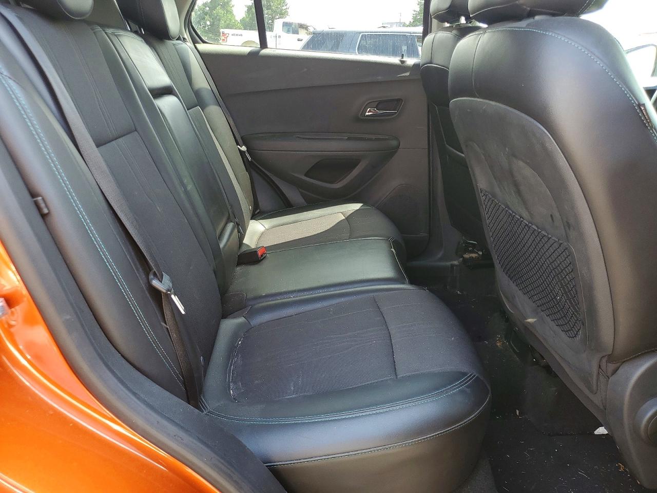 2015 Chevrolet Trax 1lt Orange vin: KL7CJLSBXFB134311
