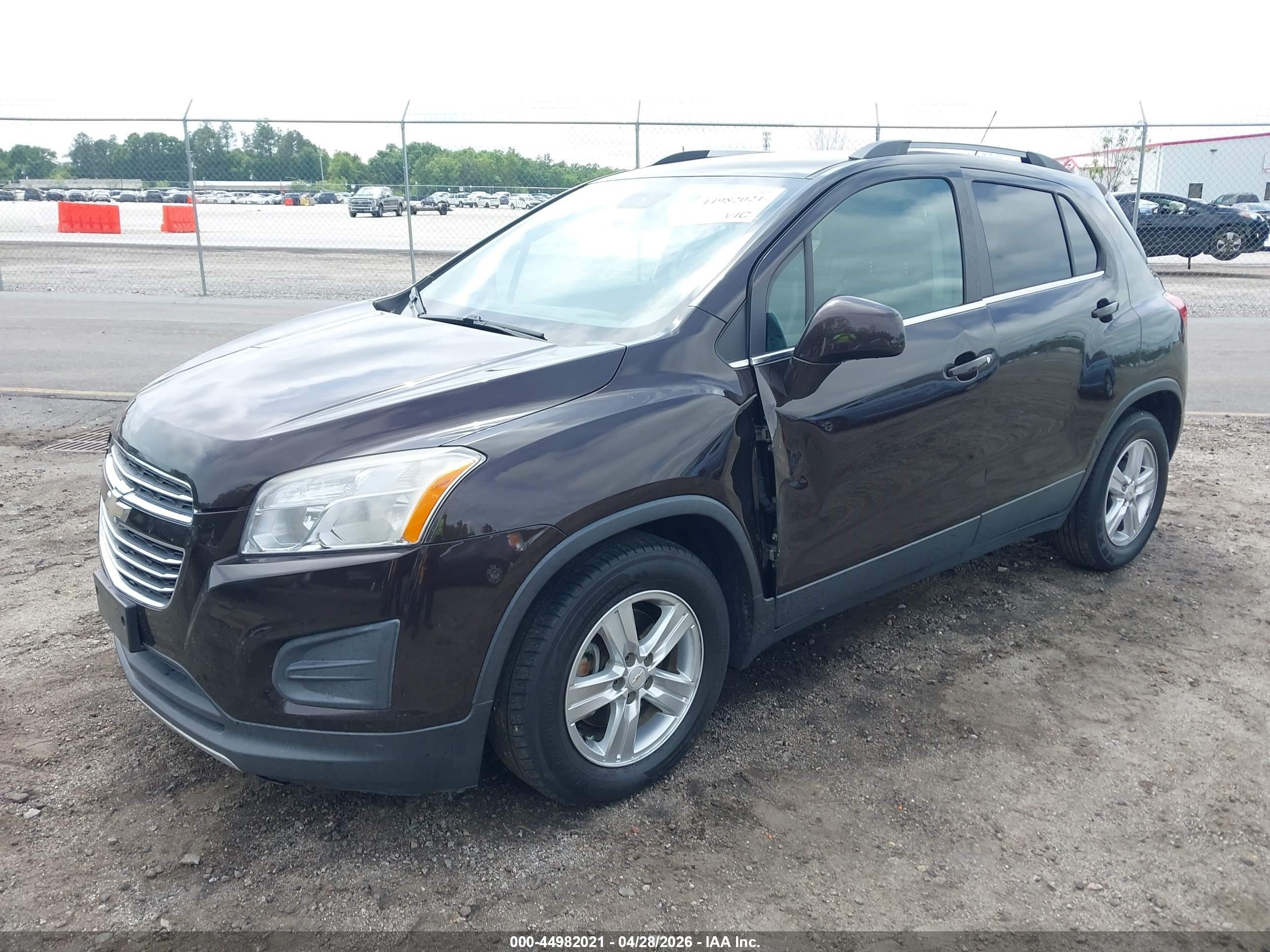 2015 Chevrolet Trax Lt Burgundy vin: KL7CJLSBXFB264508