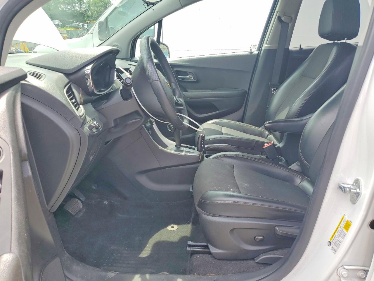 2022 Chevrolet Trax 1lt White vin: KL7CJLSM4NB508282