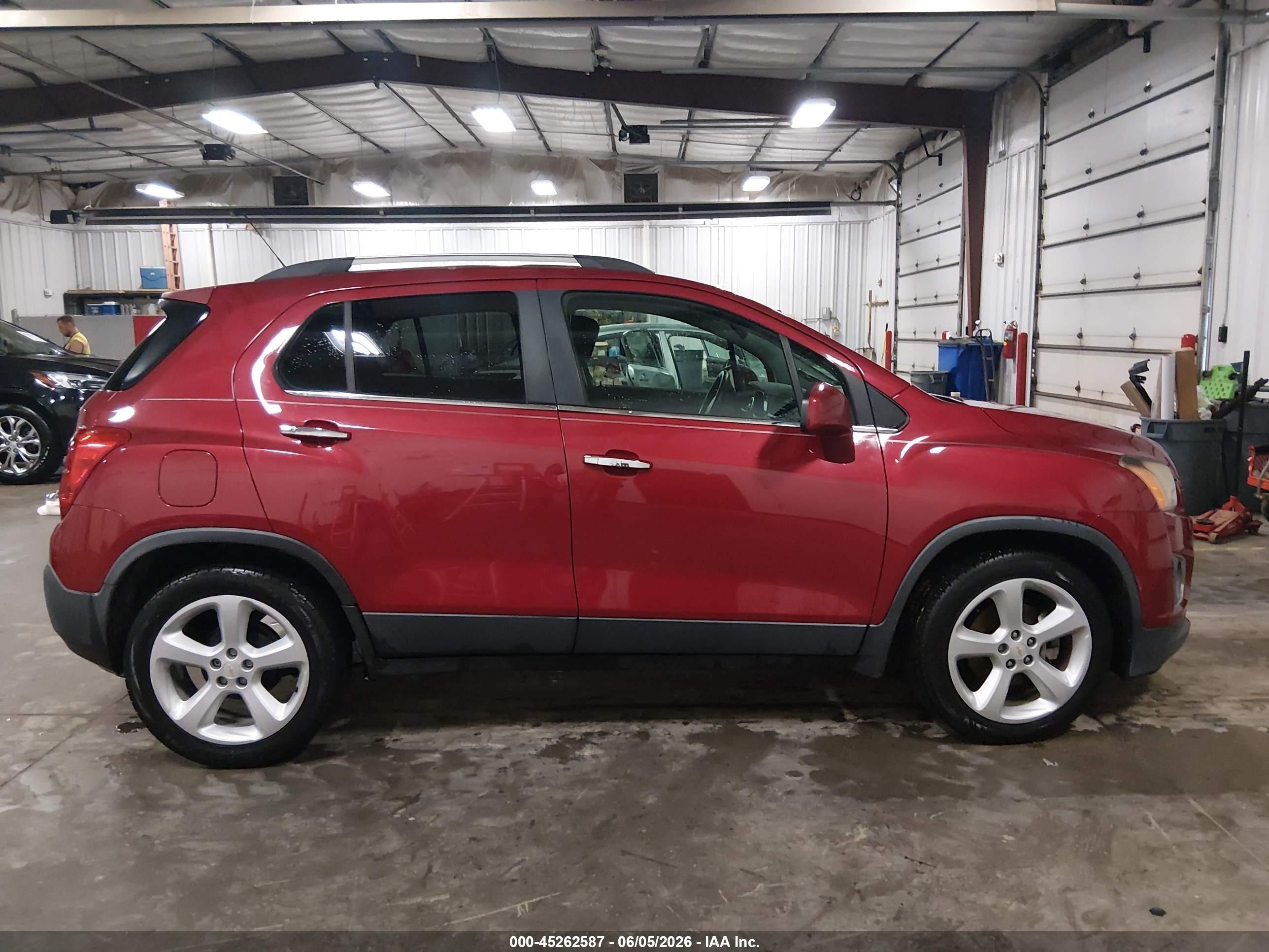 2015 Chevrolet Trax Ltz Red vin: KL7CJNSB1FB054763