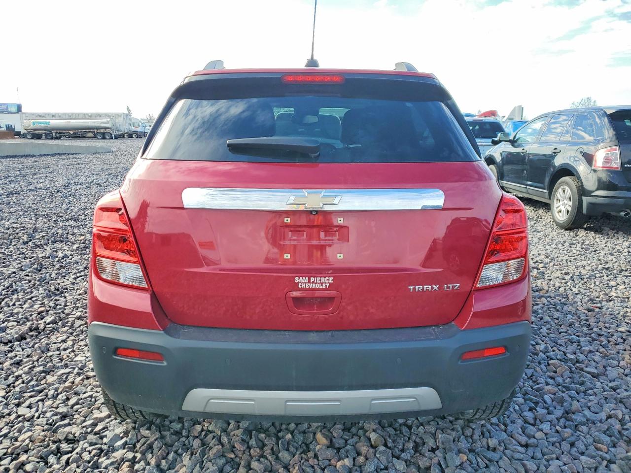 2015 Chevrolet Trax Ltz Red vin: KL7CJNSB2FB077386