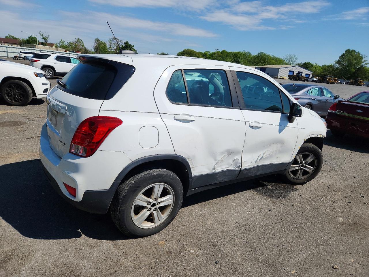 2020 Chevrolet Trax Ls White vin: KL7CJNSB3LB315015