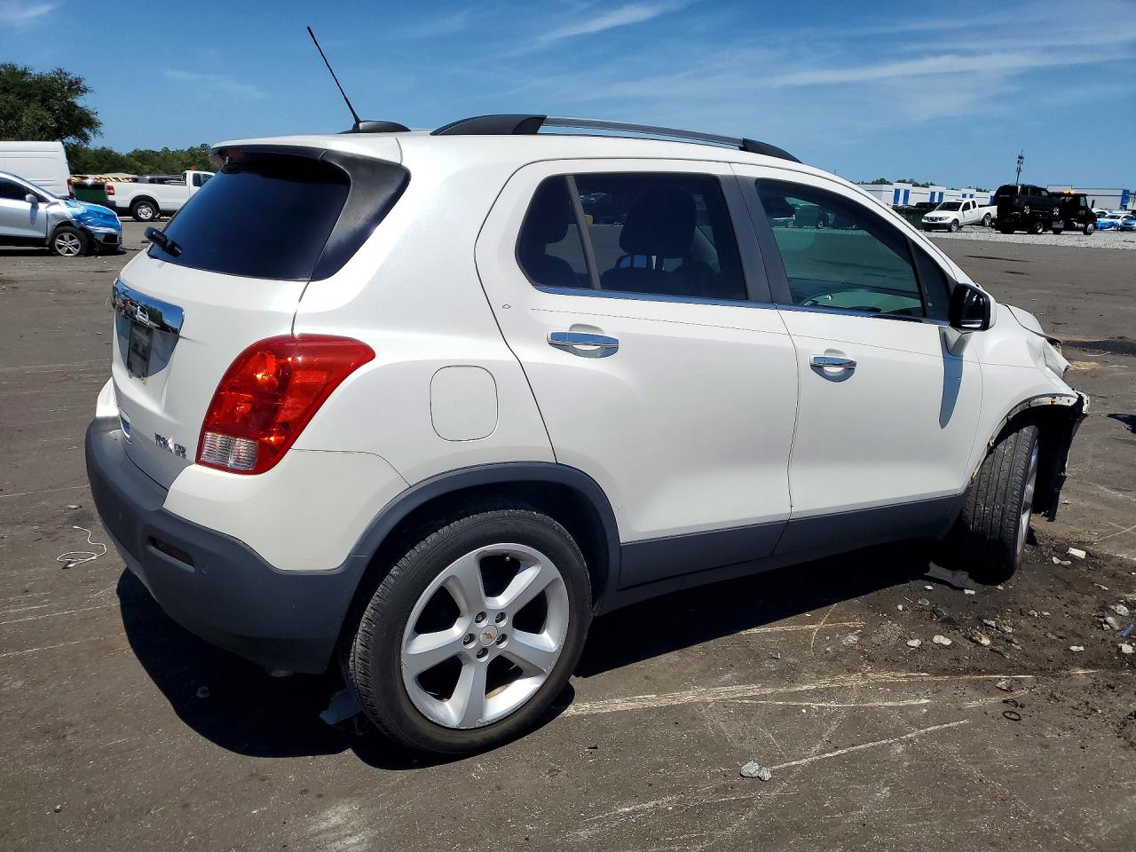 2015 Chevrolet Trax Ltz White vin: KL7CJNSB4FB177893