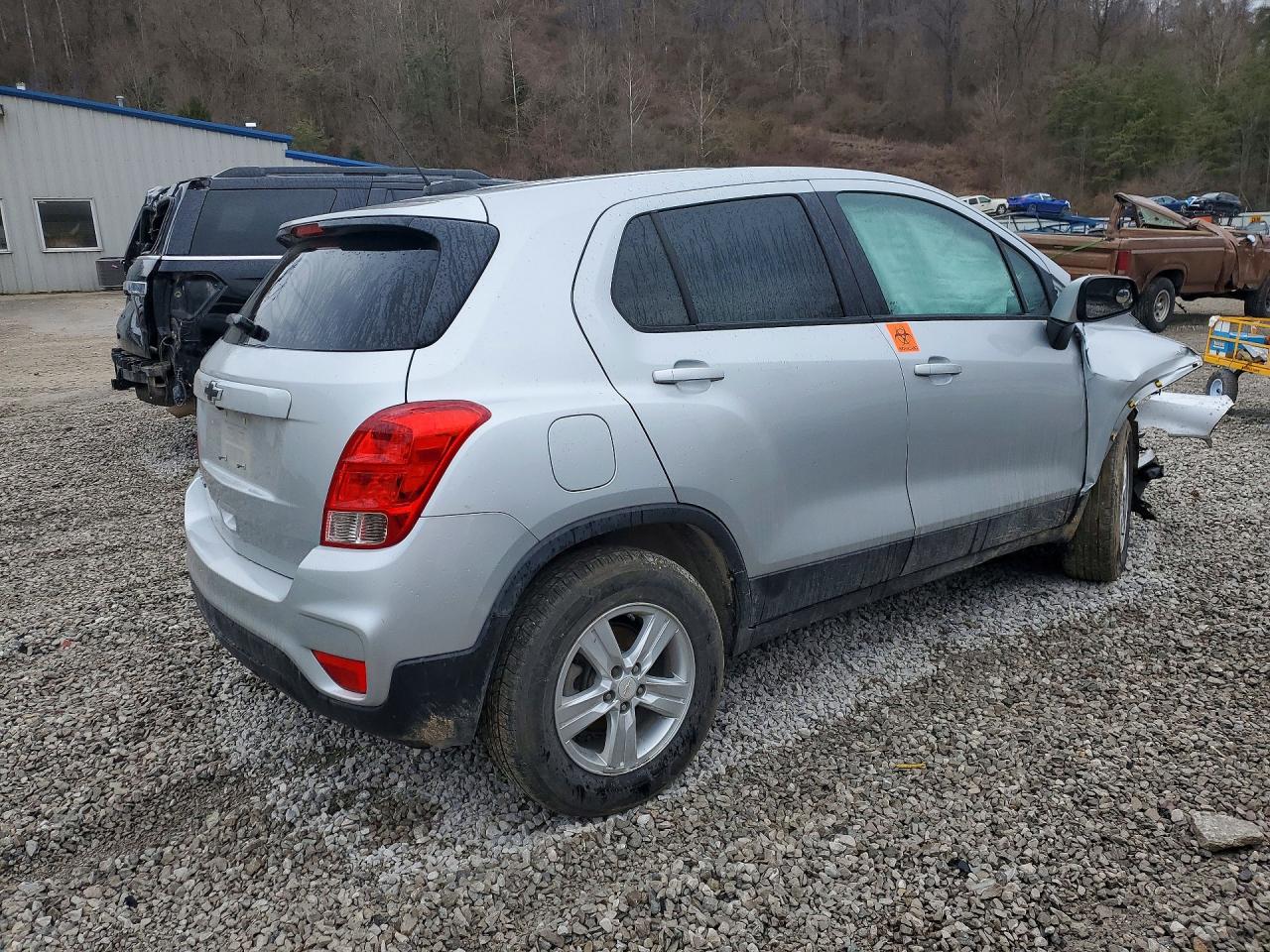 2021 Chevrolet Trax Ls Silver vin: KL7CJNSB7MB356443