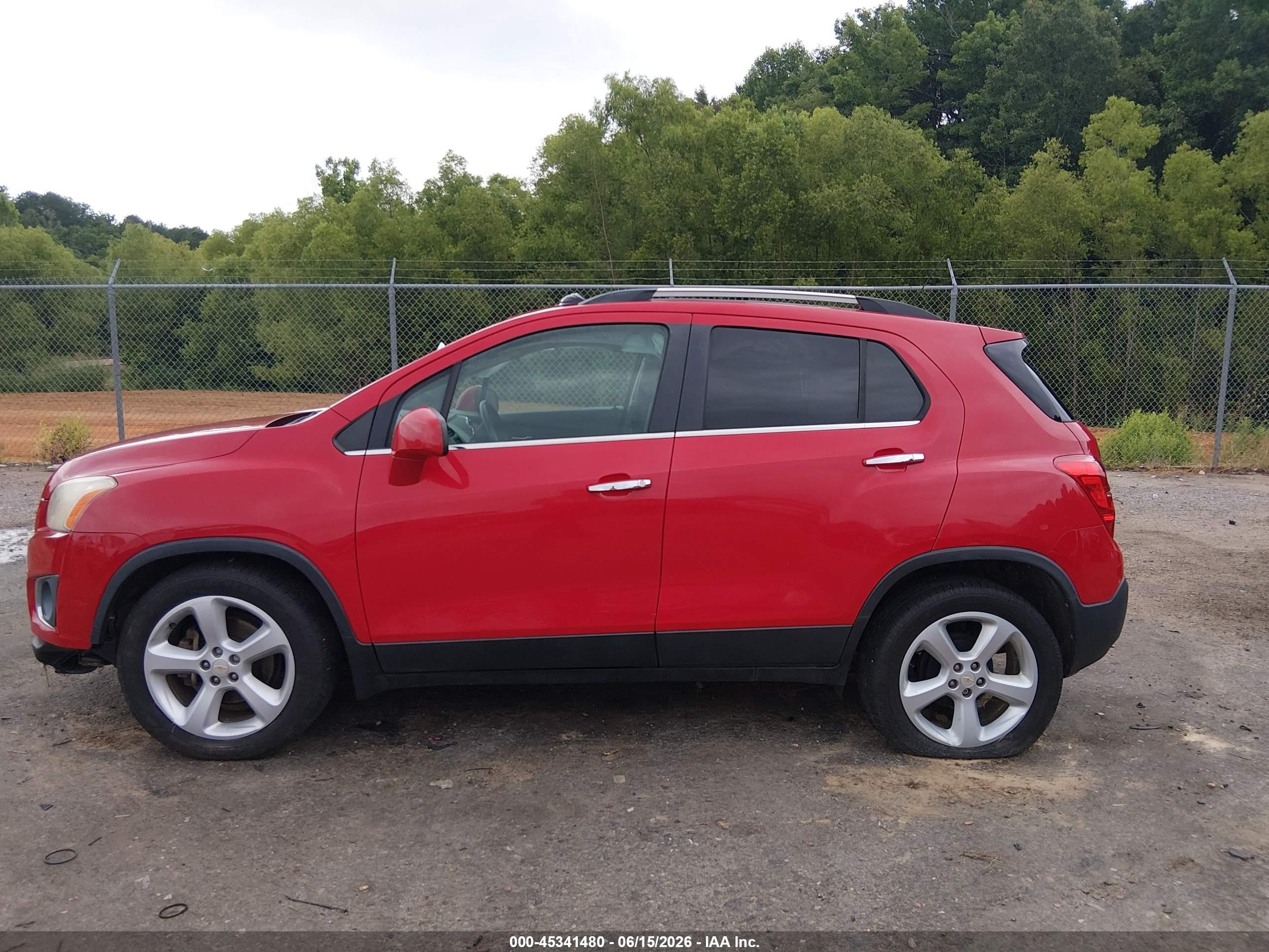 2015 Chevrolet Trax Ltz Red vin: KL7CJNSB9FB212492