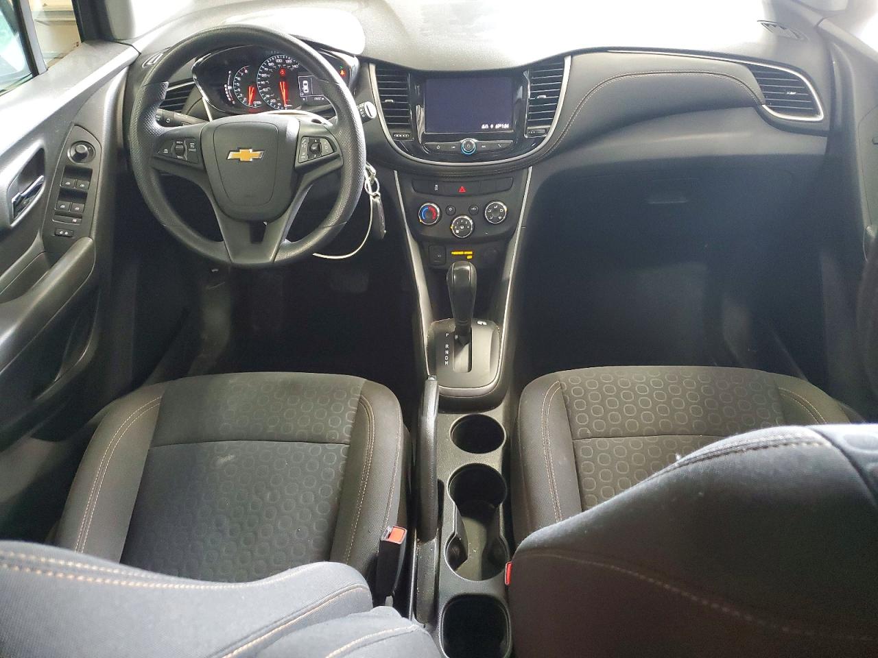2020 Chevrolet Trax Ls White vin: KL7CJNSB9LB073699
