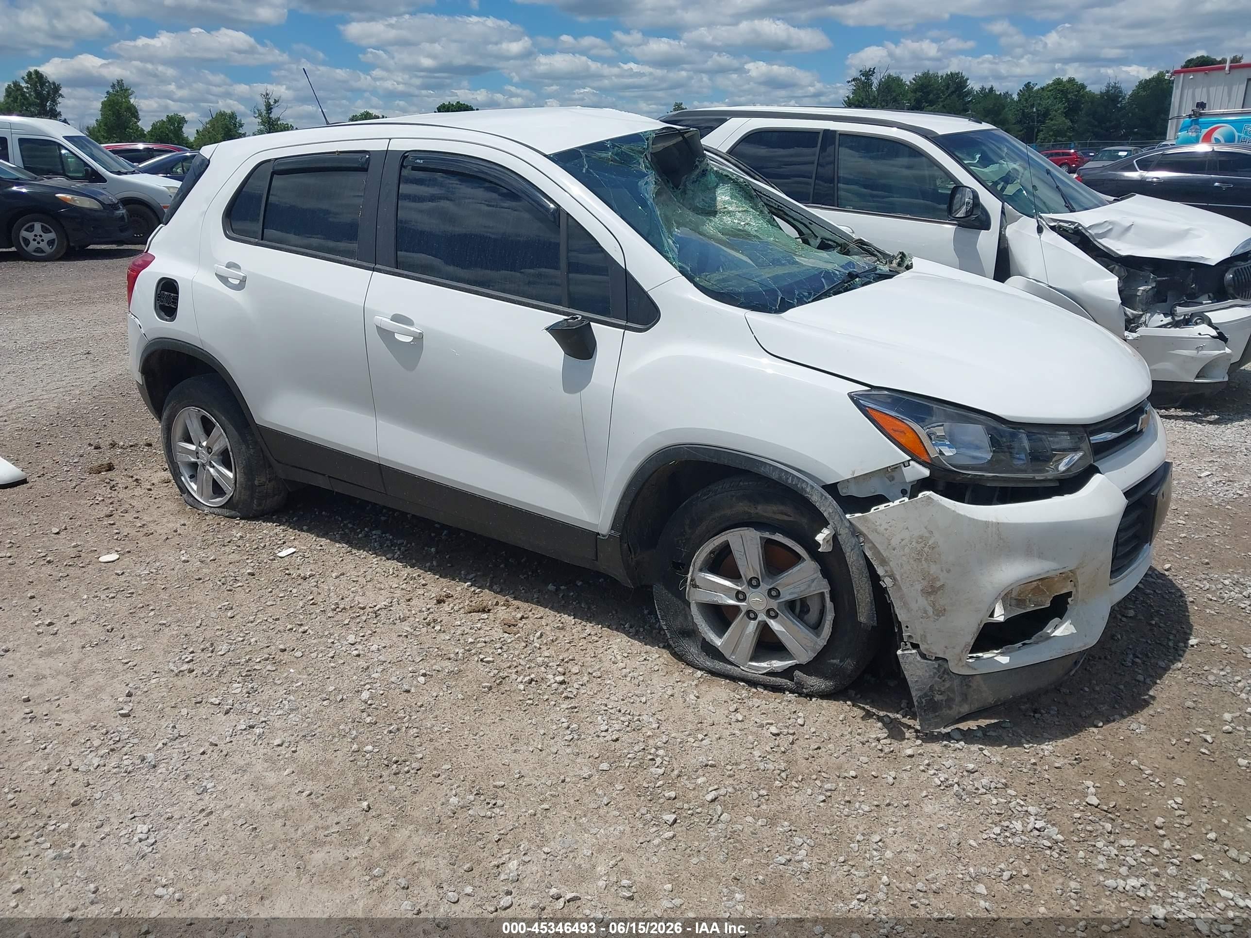 2022 Chevrolet Trax Awd Ls White vin: KL7CJNSM6NB545703