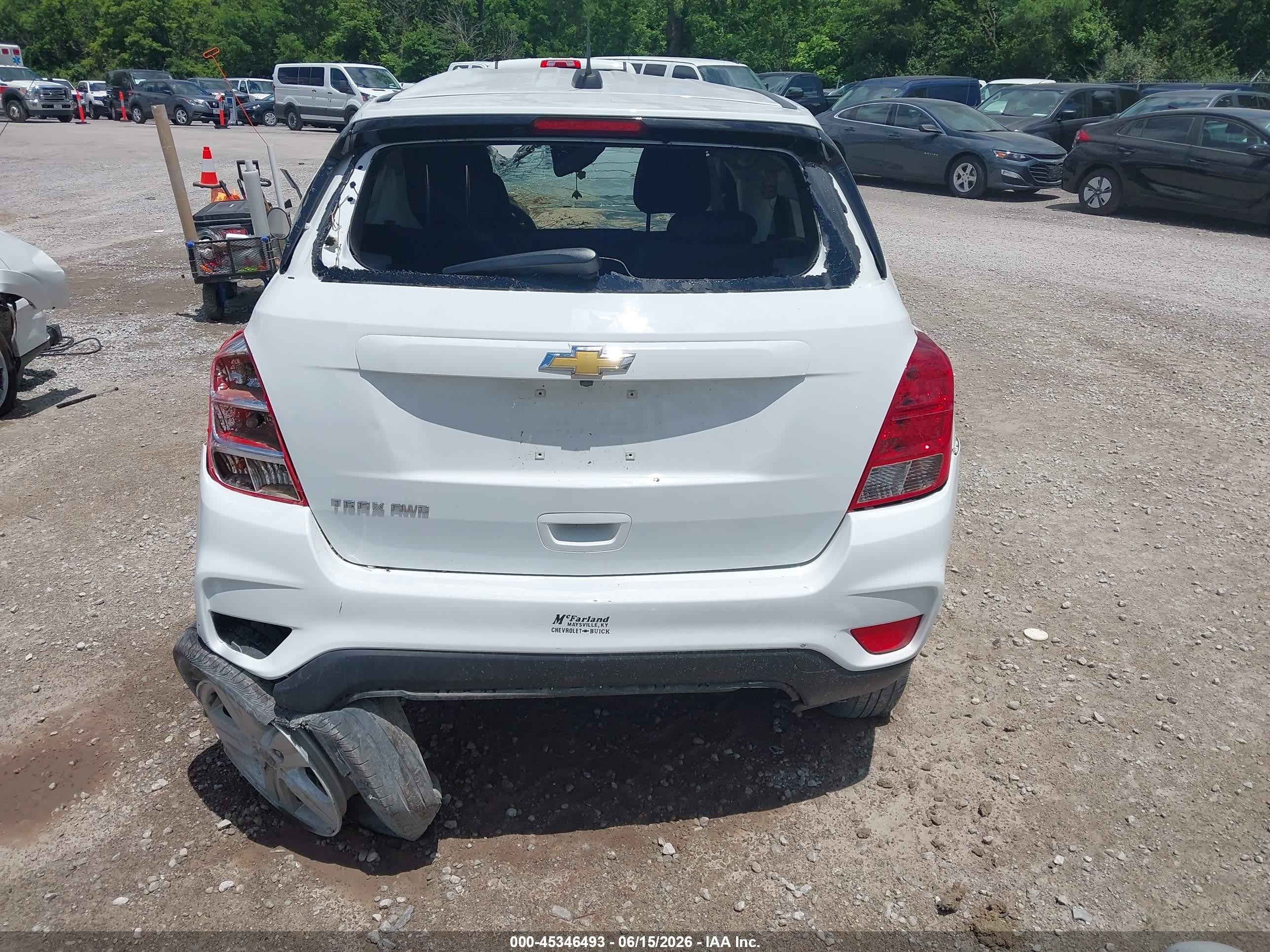 2022 Chevrolet Trax Awd Ls White vin: KL7CJNSM6NB545703