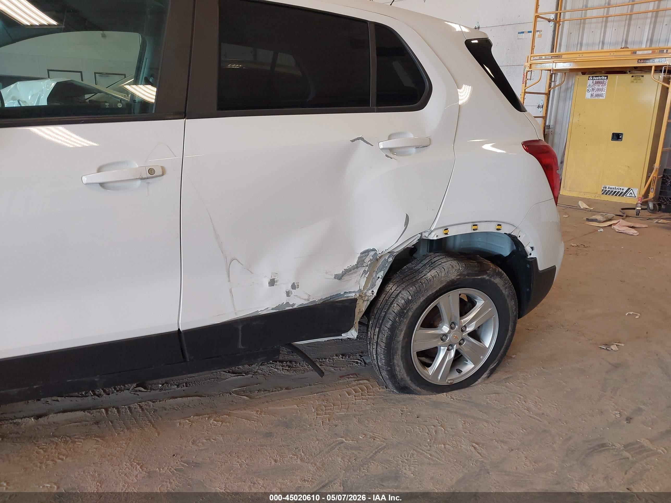 2022 Chevrolet Trax Awd Ls Белый vin: KL7CJNSM6NB549508