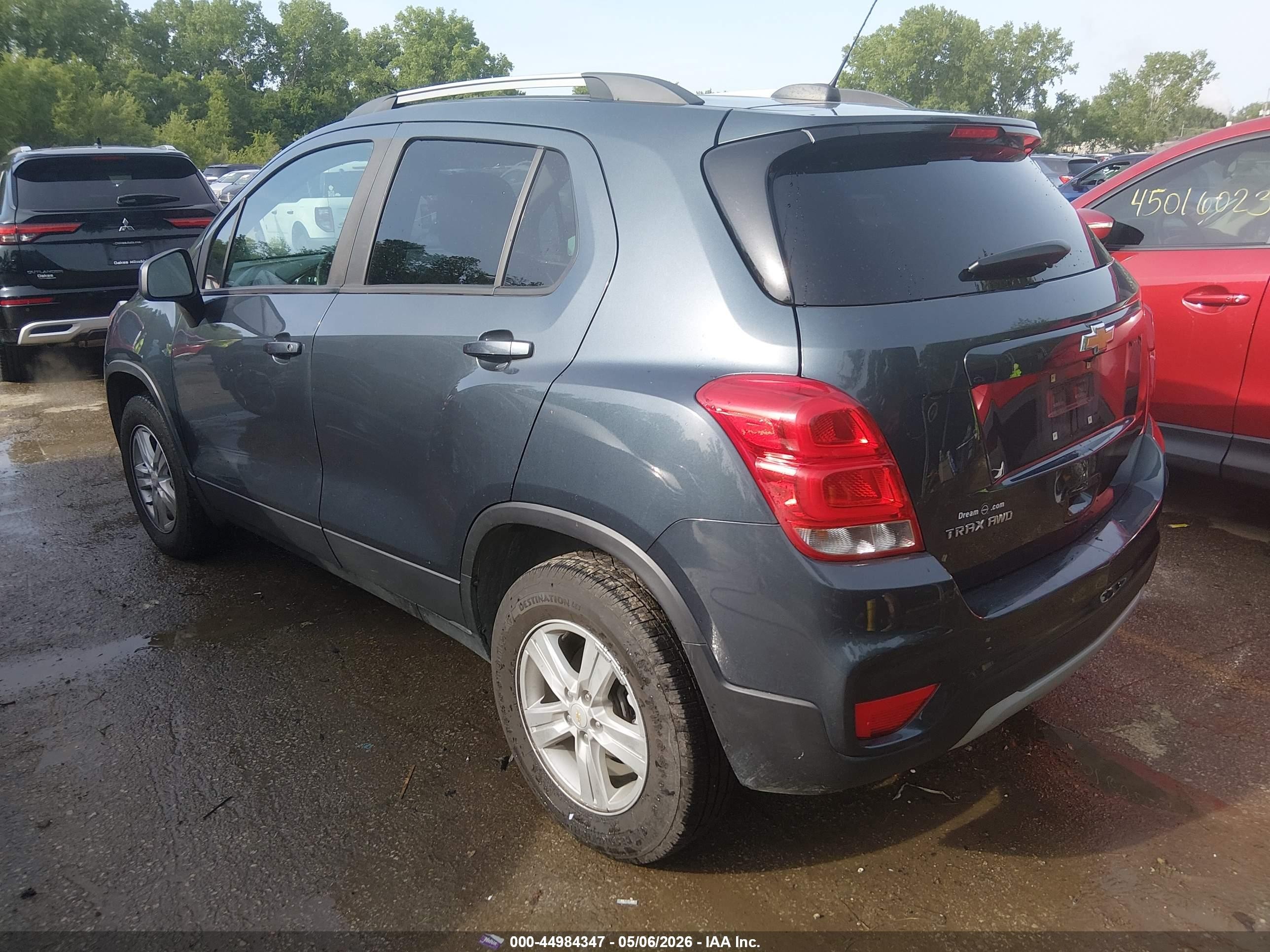 2021 Chevrolet Trax Awd Lt Gray vin: KL7CJPSB0MB322906