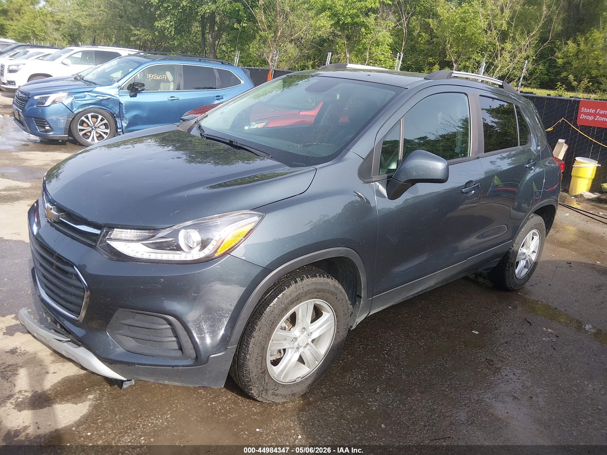 2021 Chevrolet Trax Awd Lt Gray vin: KL7CJPSB0MB322906
