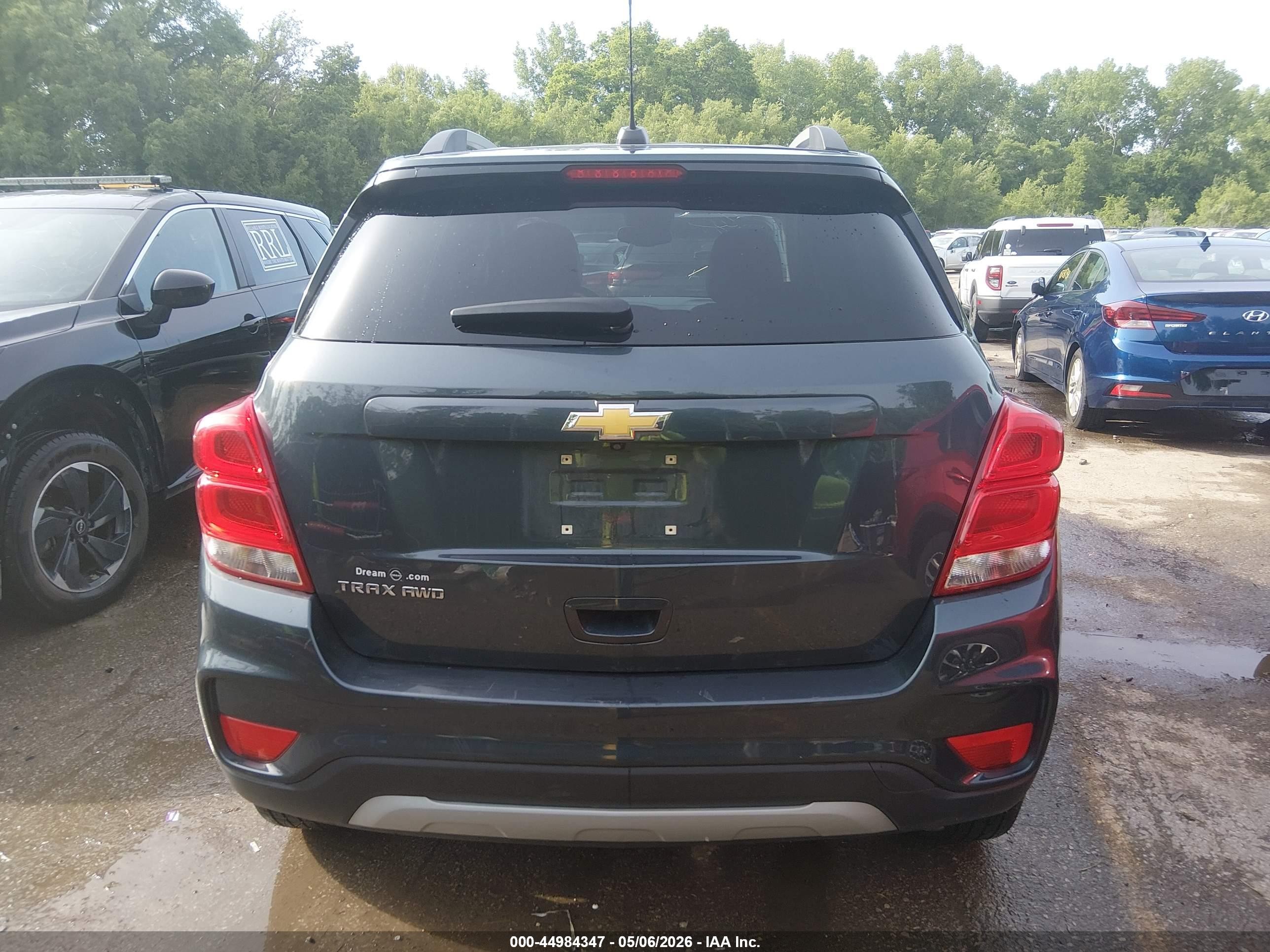 2021 Chevrolet Trax Awd Lt Gray vin: KL7CJPSB0MB322906